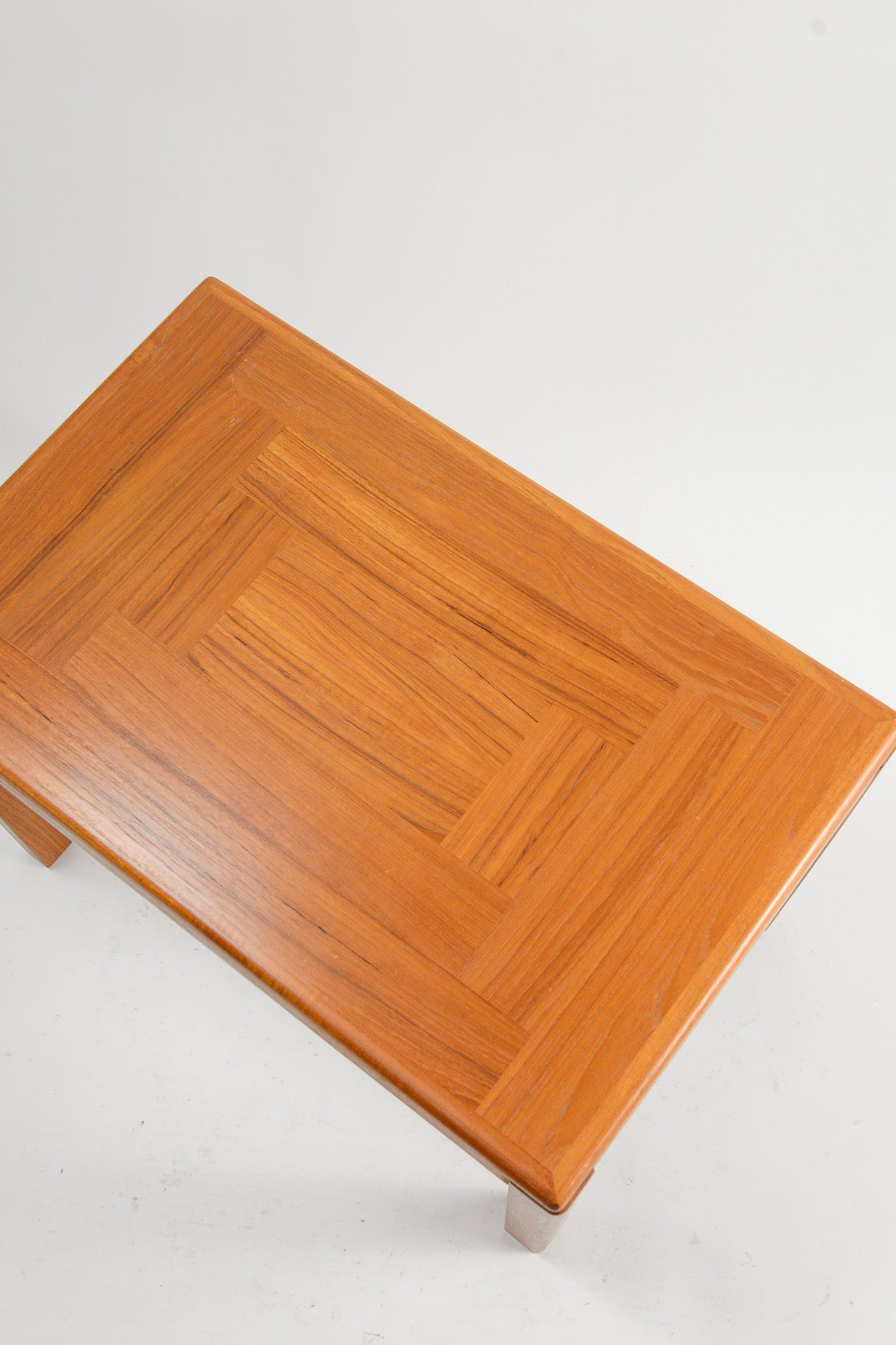 Danish Teak Coffee Table / デンマーク製 チーク コーヒーテーブル