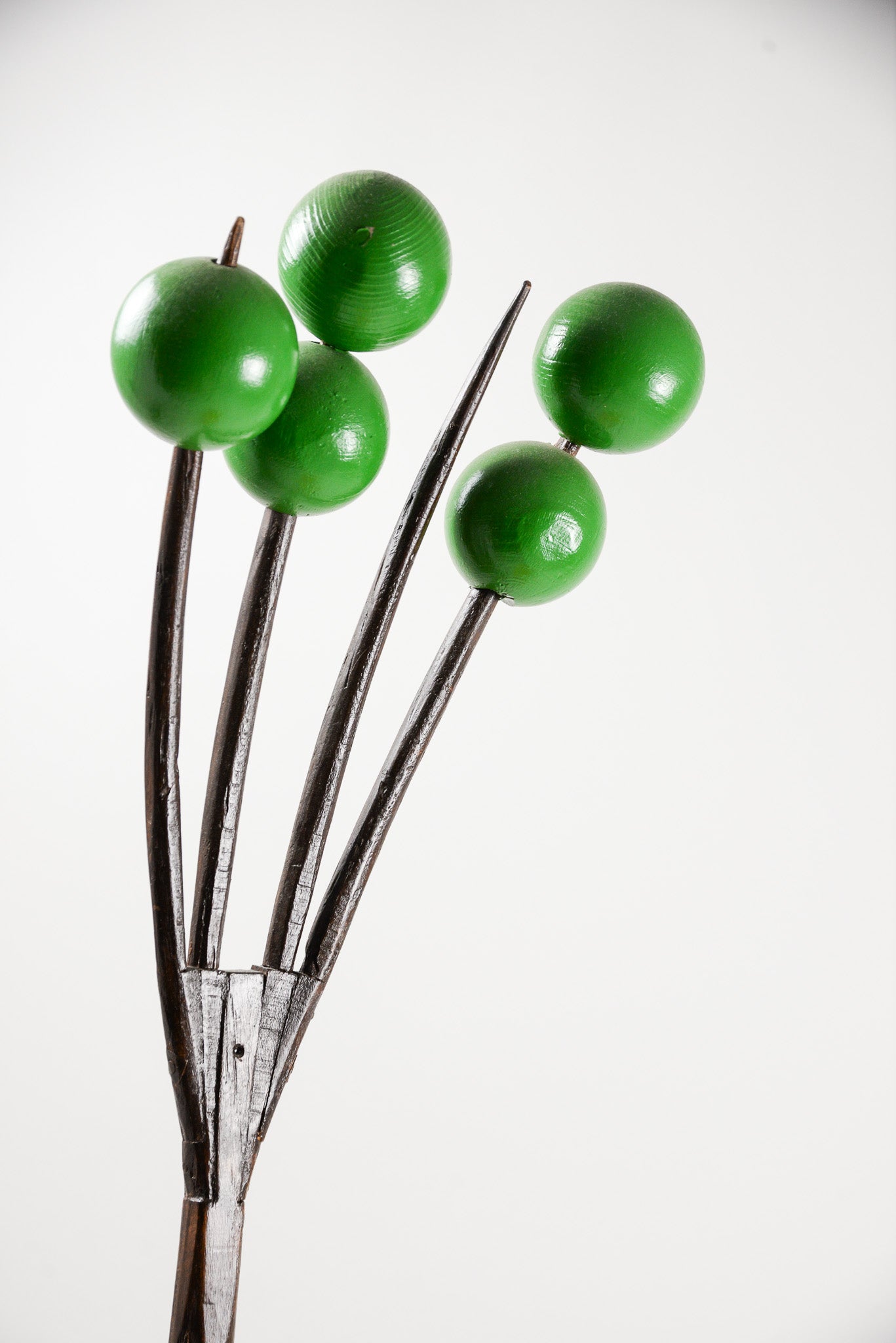 reen Peas and Fork Stool Object / グリーンピースとフォークのスツールオブジェ
