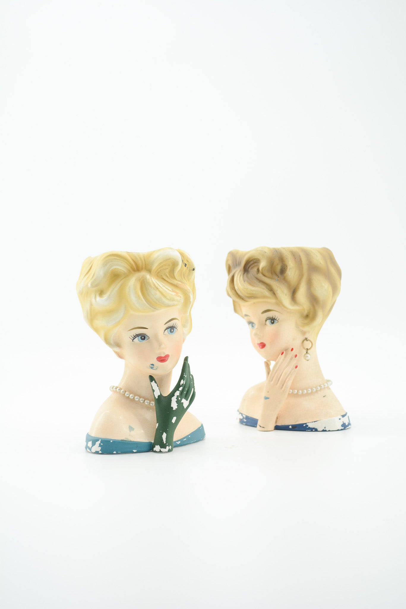 Ceramic Figurine "Woman" / 陶器の女性オブジェ