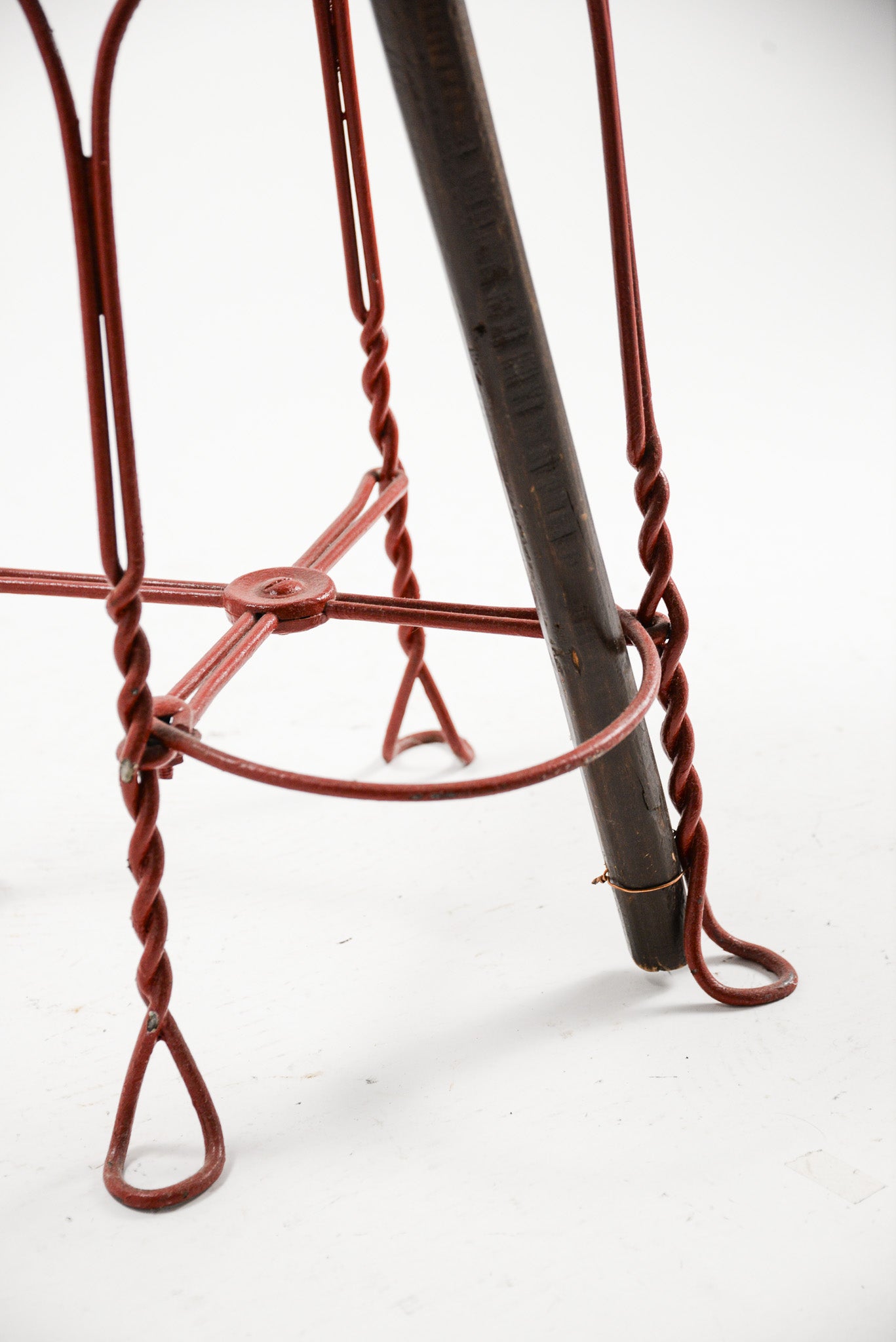 reen Peas and Fork Stool Object / グリーンピースとフォークのスツールオブジェ