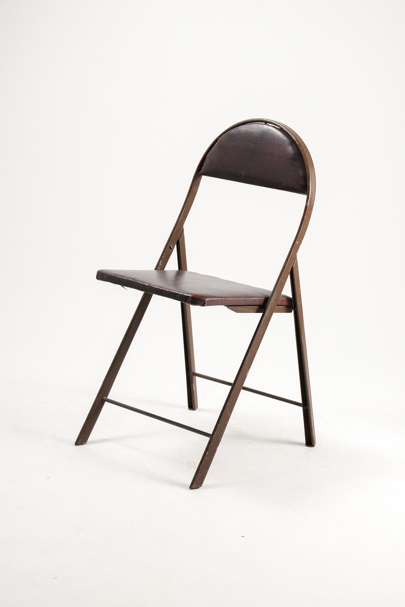 Metal Frame Folding Chair / メタルフレーム折りたたみ椅子