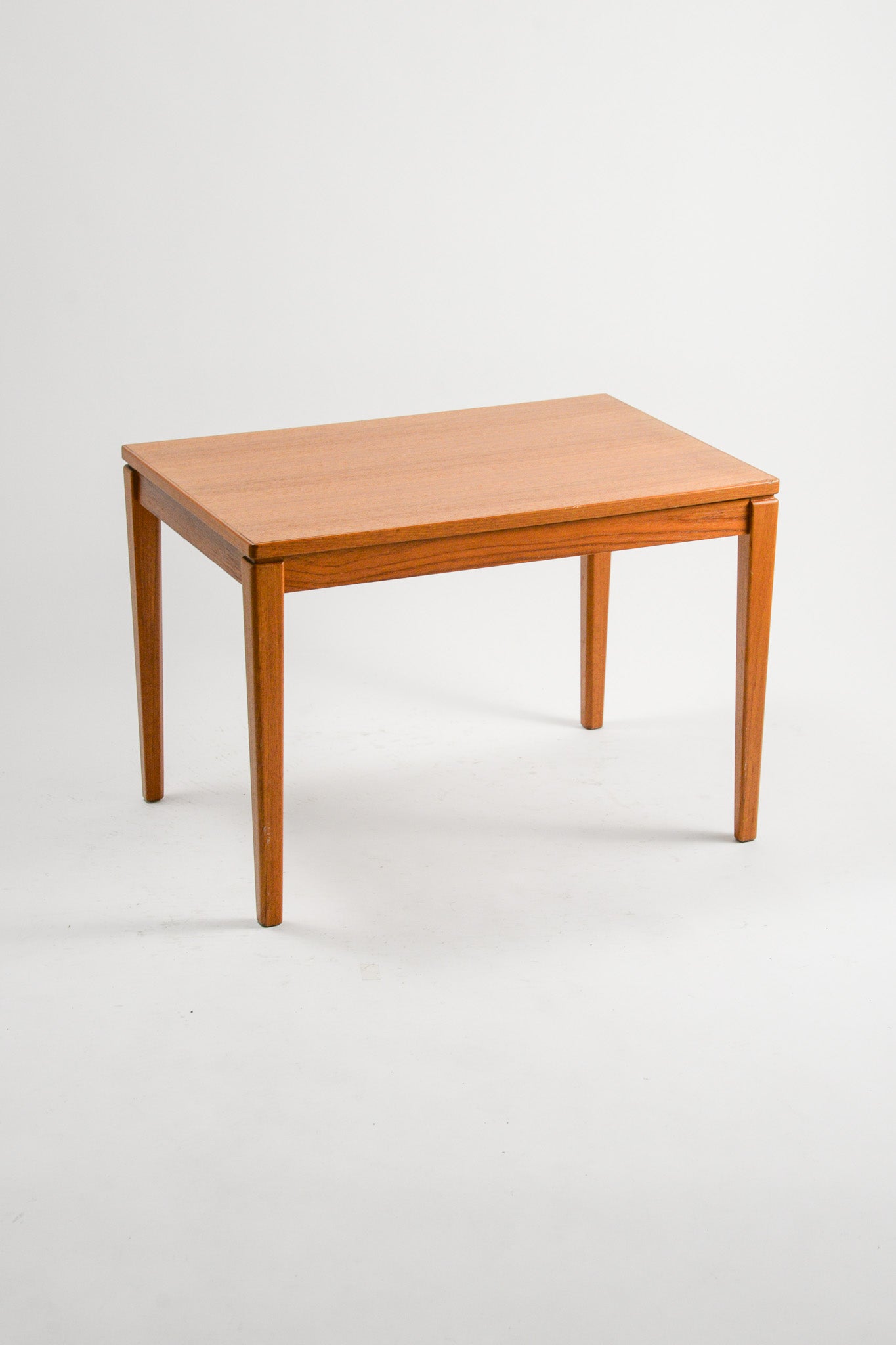 Swedish Vintage Teak Coffee Table / スウェーデン製 ヴィンテージ チーク コーヒーテーブ