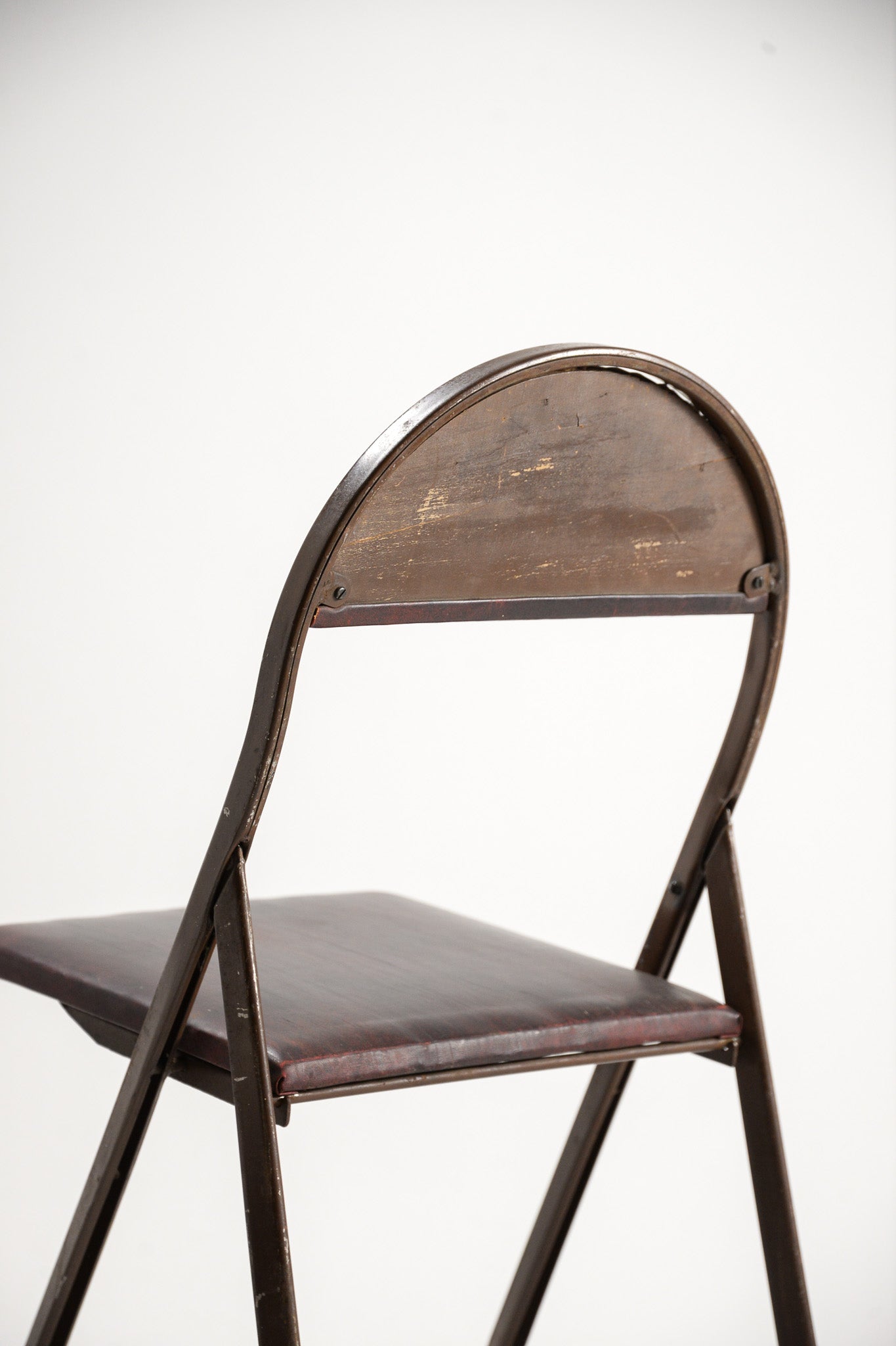 Metal Frame Folding Chair / メタルフレーム折りたたみ椅子
