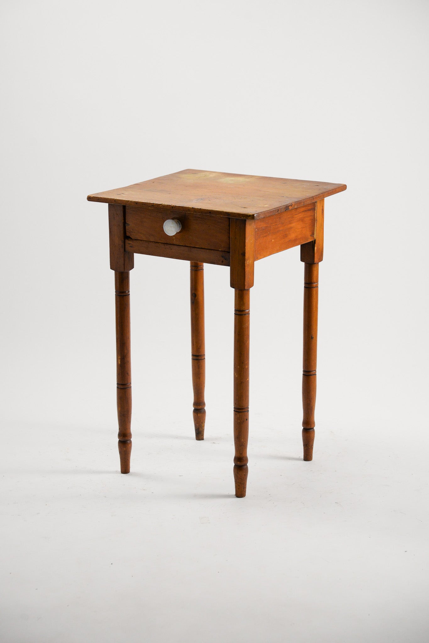 Vintage Side Table with Drawer / 引き出し付きテーブル