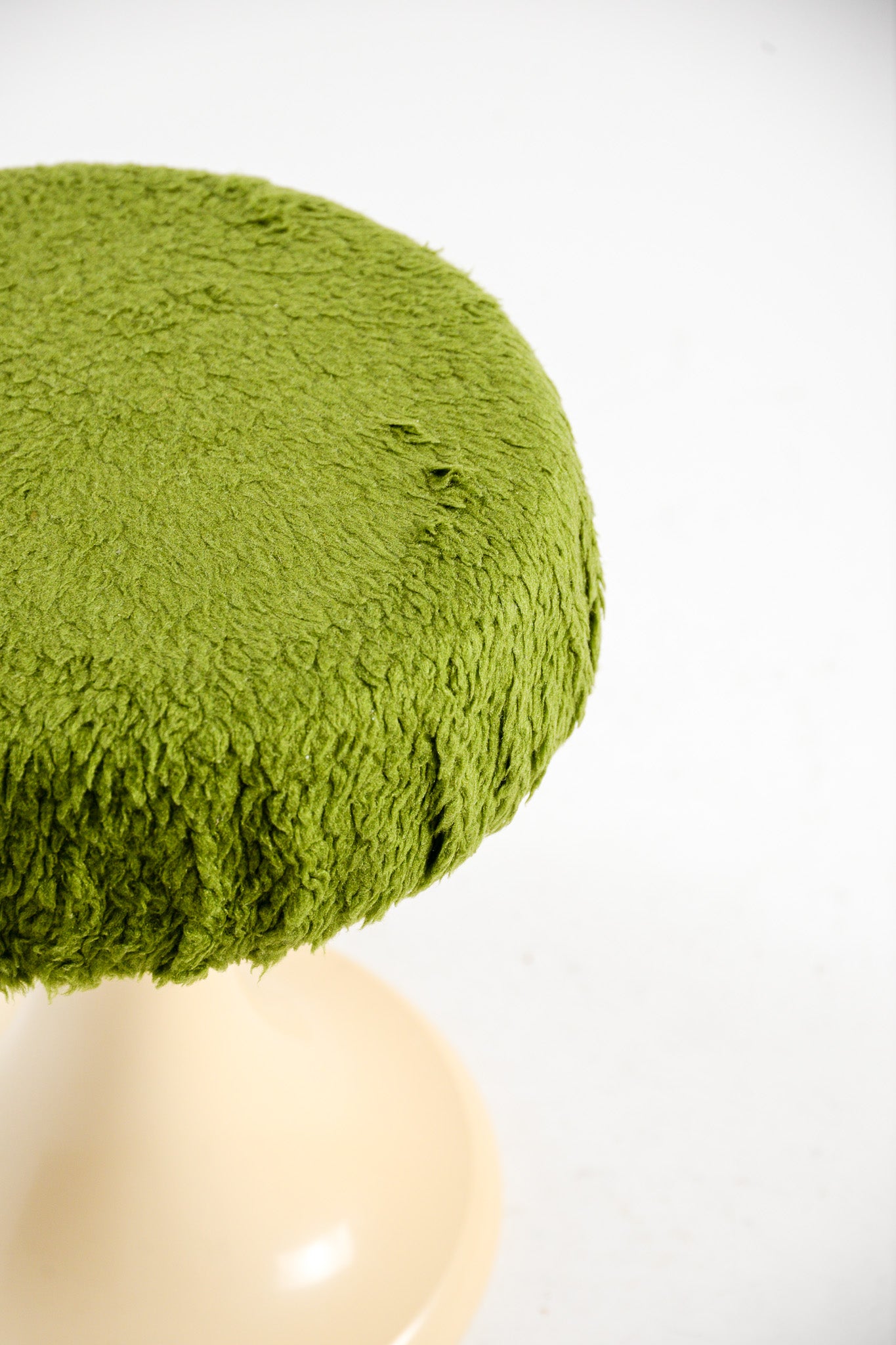 MOFU MOFU Stool Green (Emsa Trumpet Stool) / モフモフ スツール グリーン (エムザ トランペットスツール)