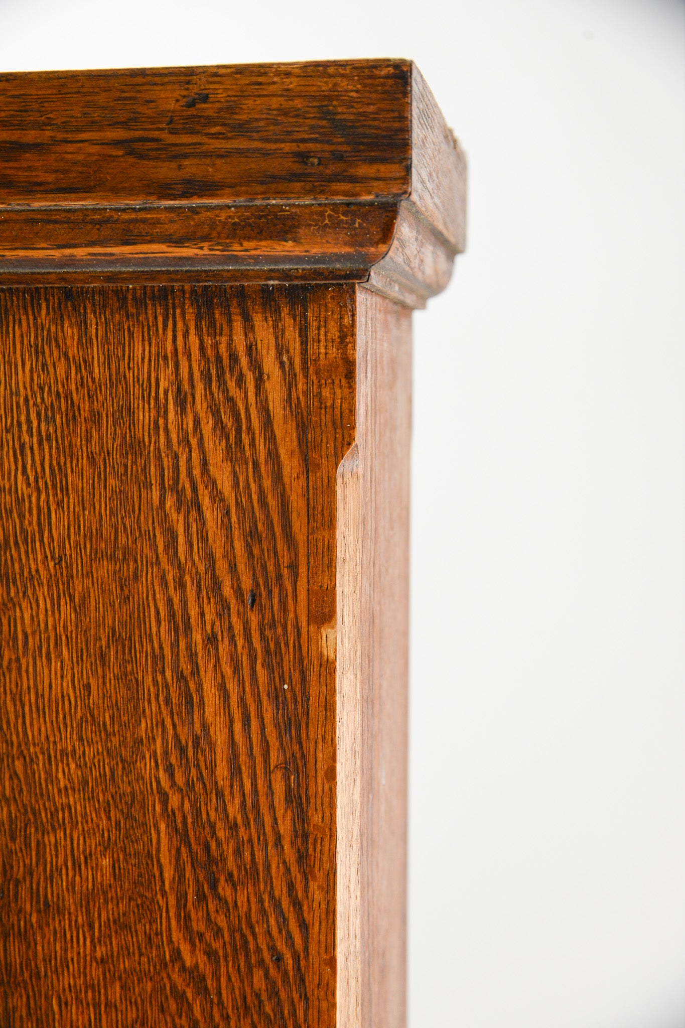 Wooden Pillar / 木製柱