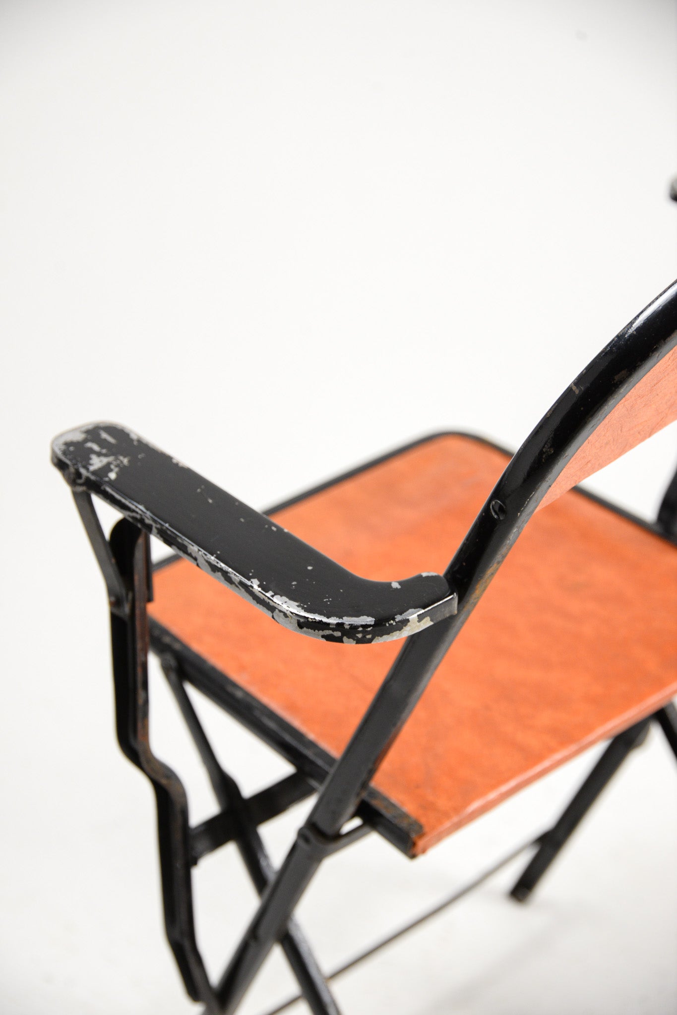 Metal Frame Folding Chair / メタルフレーム折りたたみチェア