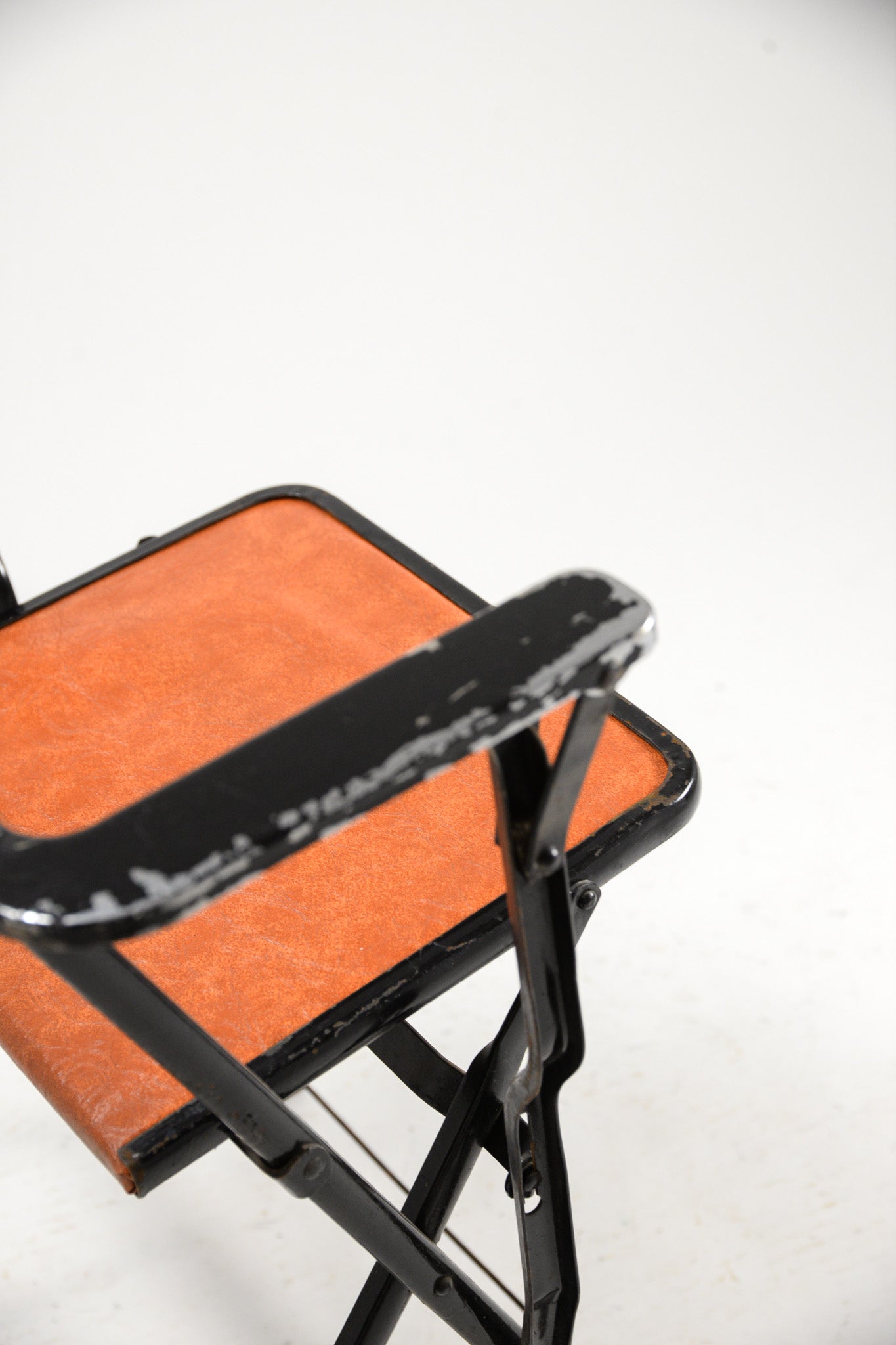 Metal Frame Folding Chair / メタルフレーム折りたたみチェア