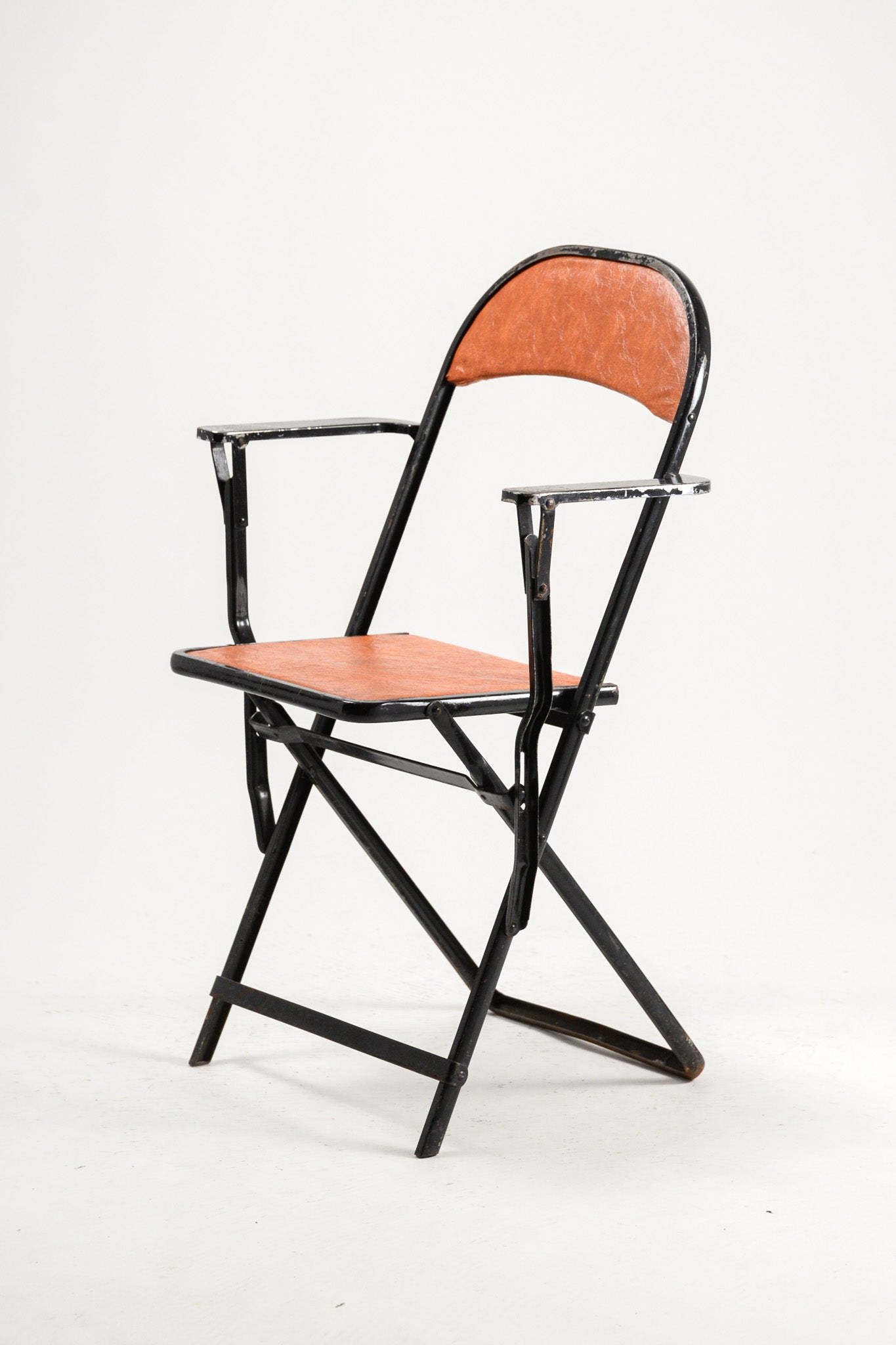 Folding Chair / 折り畳み椅子 – STORE IN FACTORY Online