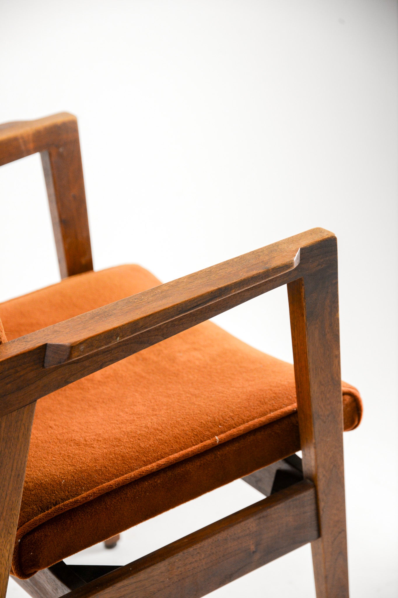 Brown Fabric Armchair / 茶ファブリックアームチェア