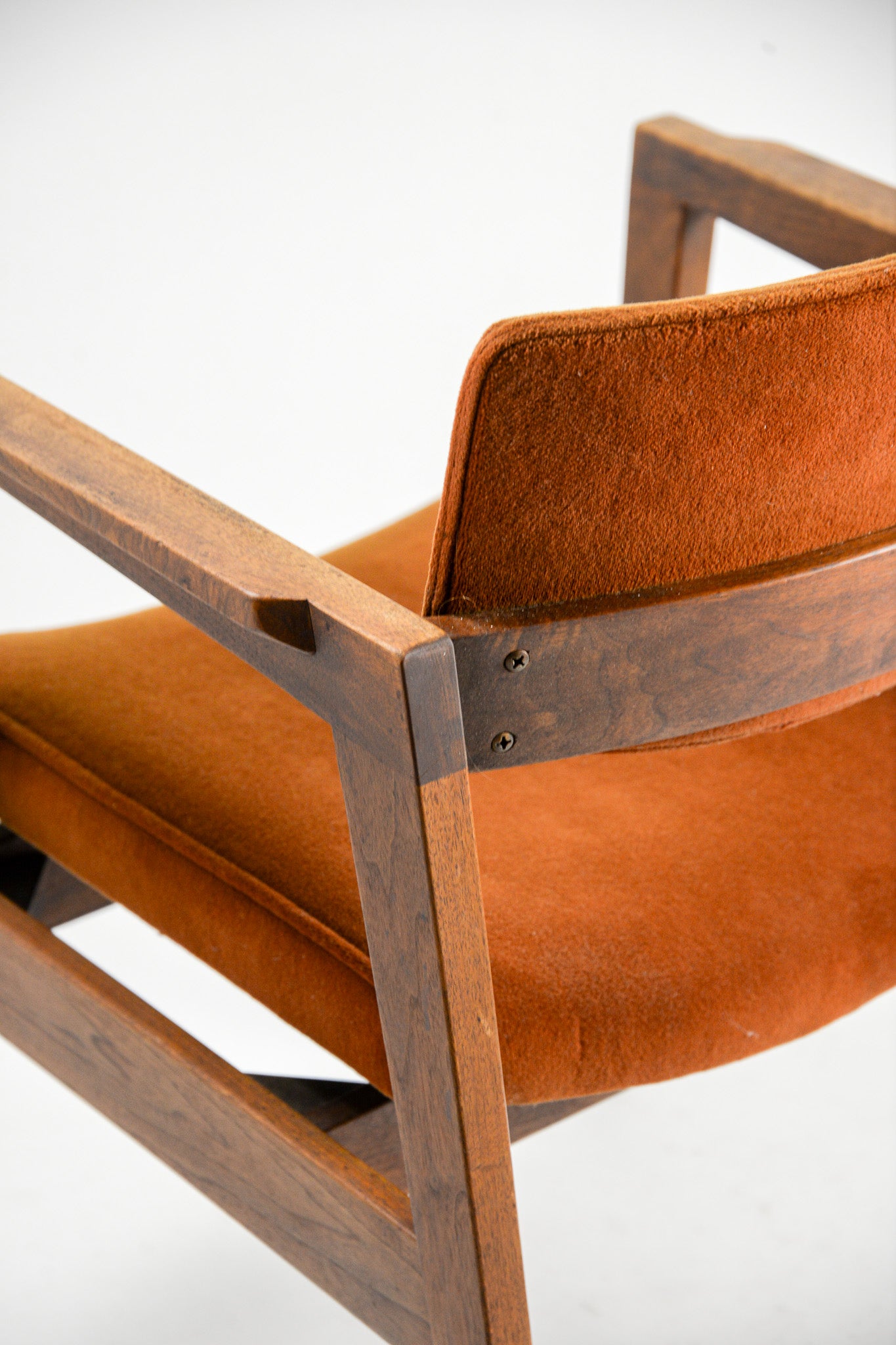 Brown Fabric Armchair / 茶ファブリックアームチェア