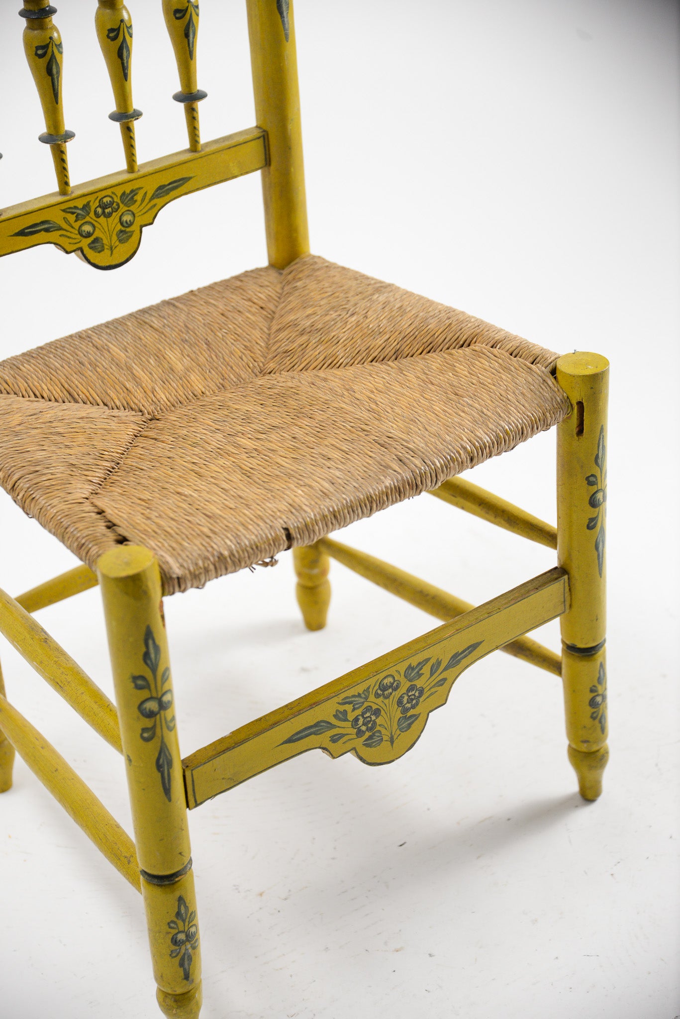 Bird Painted Chair / 鳥のペイントチェア (イエロー)