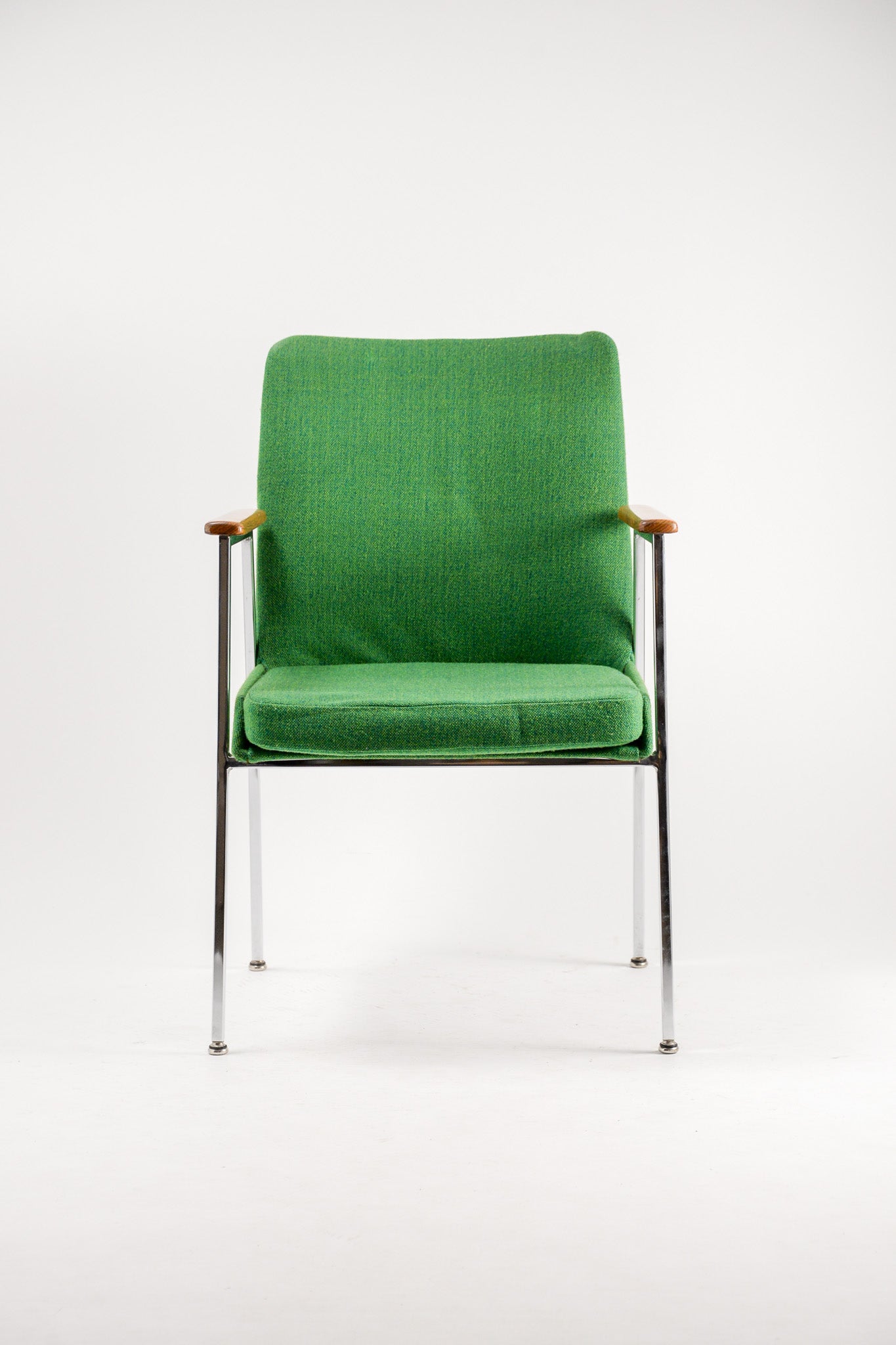 Green × Wood × Metal Armchair / グリーン×木×メタル アームチェア