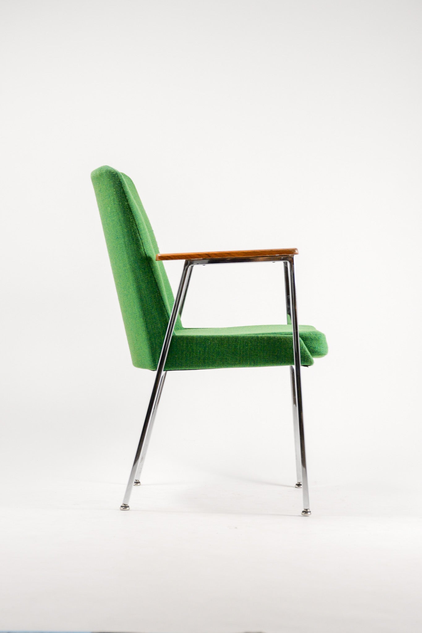 Green × Wood × Metal Armchair / グリーン×木×メタル アームチェア