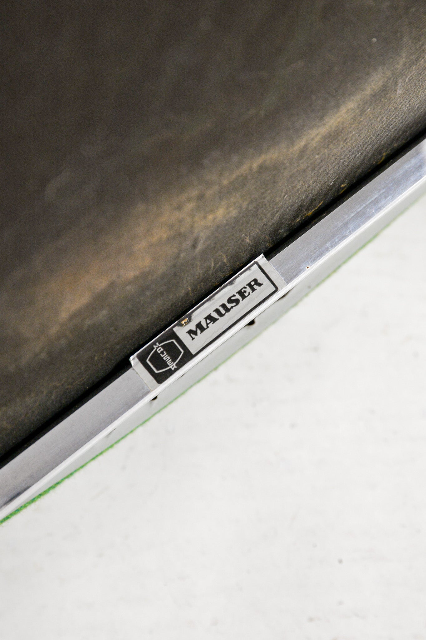 Green × Wood × Metal Armchair / グリーン×木×メタル アームチェア