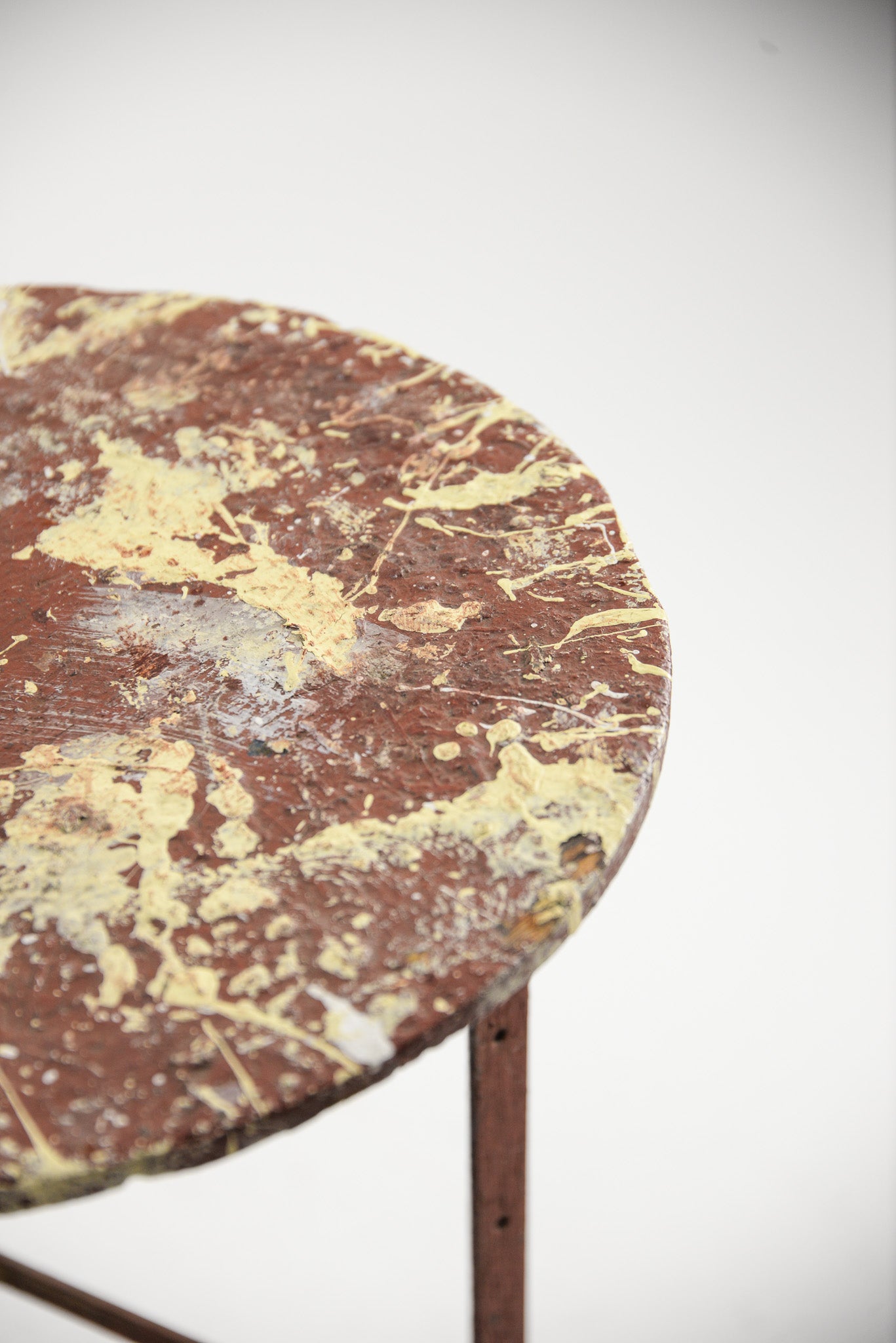 Red Tripod Side Table / 赤 トライポッドテーブル