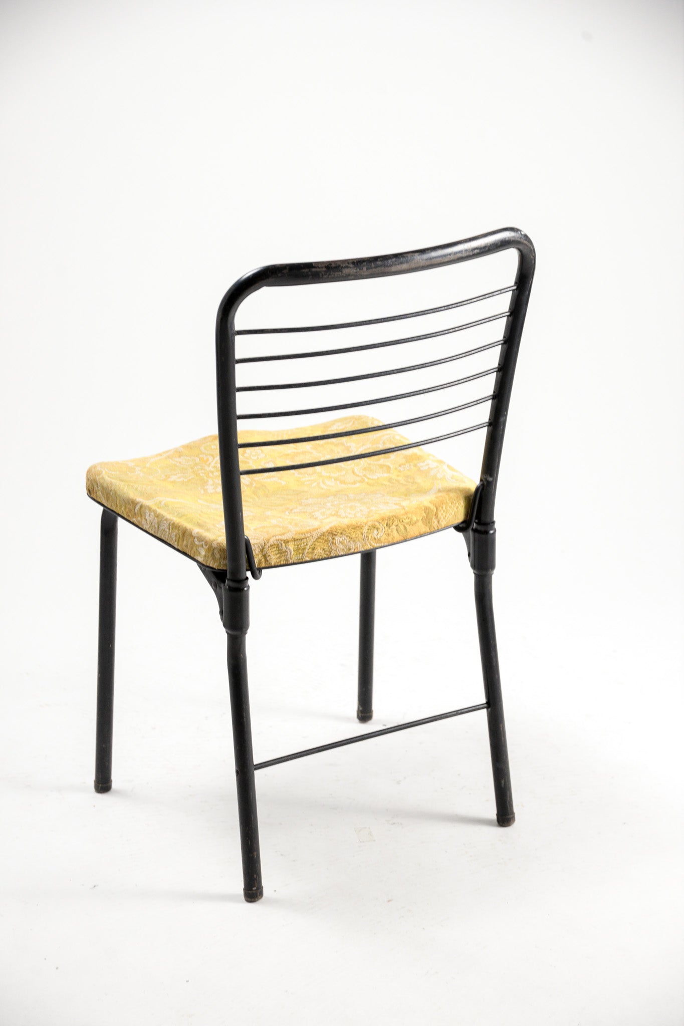 Metal Frame Folding Chair / メタルフレーム折りたたみ椅子