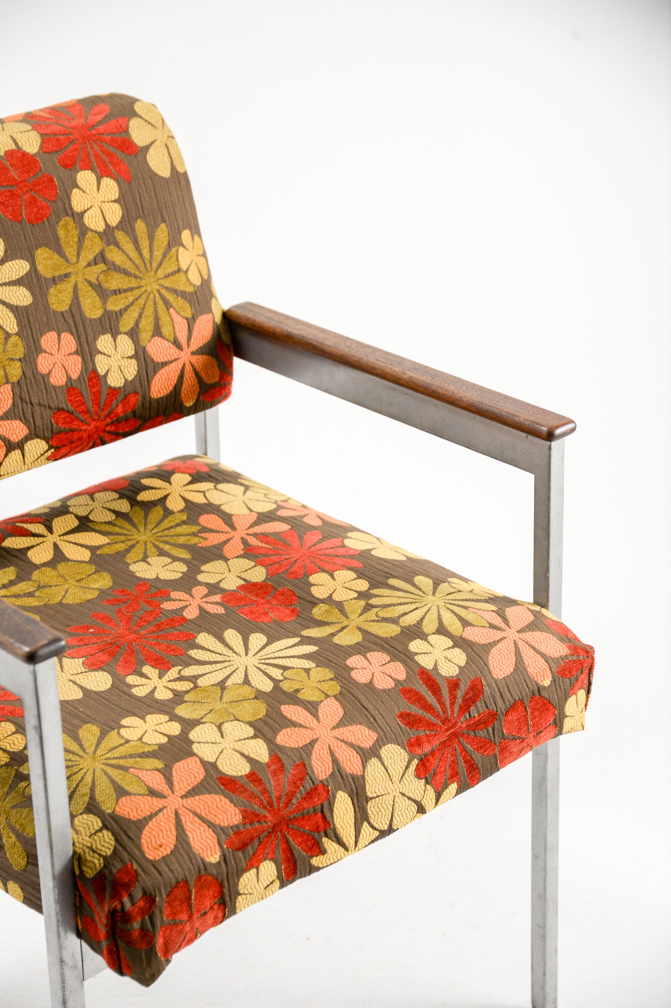 Floral Fabric Armchair / 花柄ファブリック アームチェア