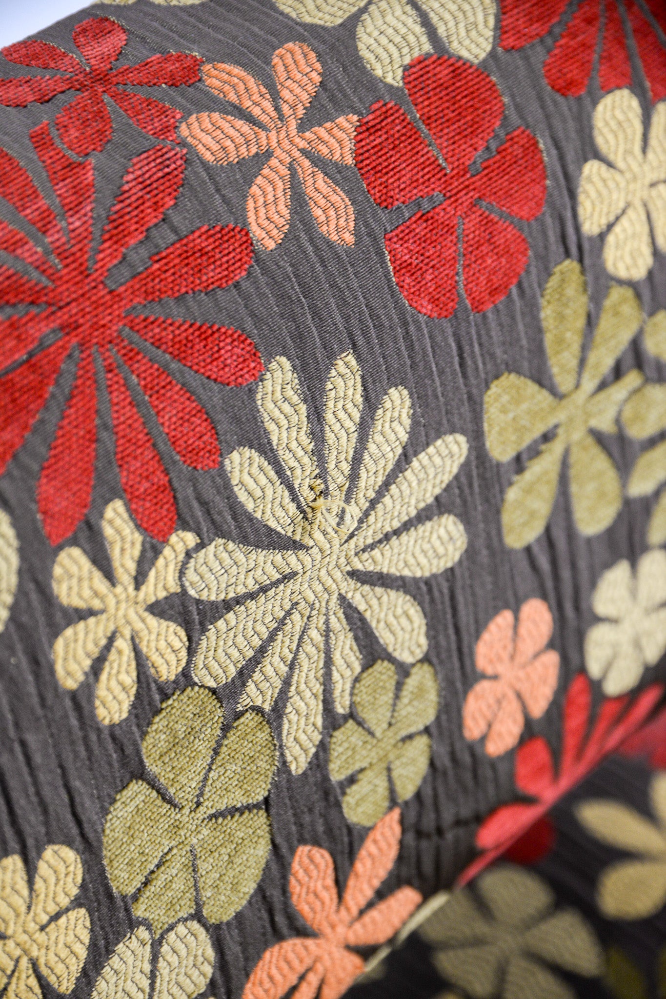 Floral Fabric Armchair / 花柄ファブリック アームチェア