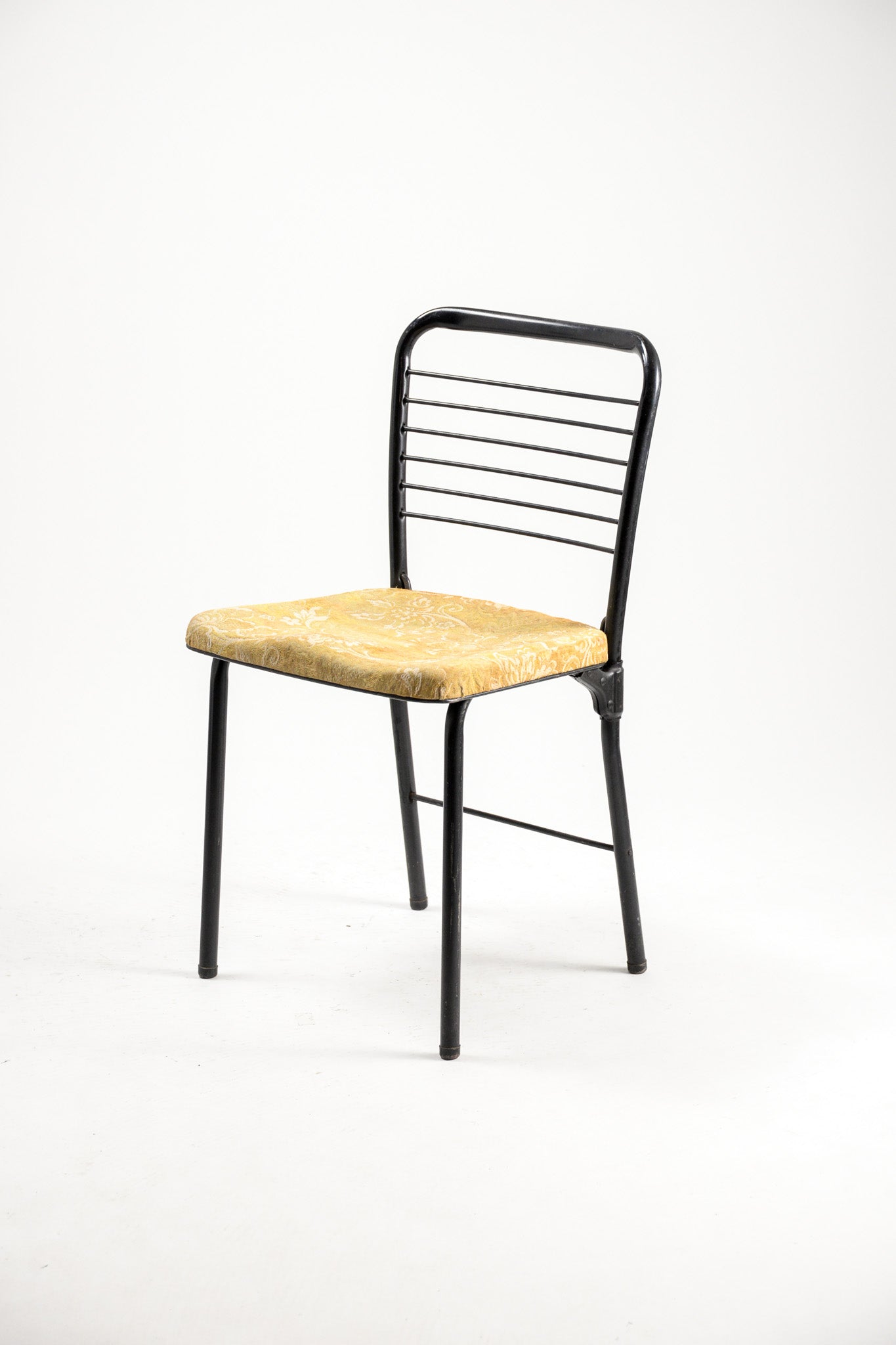 Metal Frame Folding Chair / メタルフレーム 折りたたみ椅子