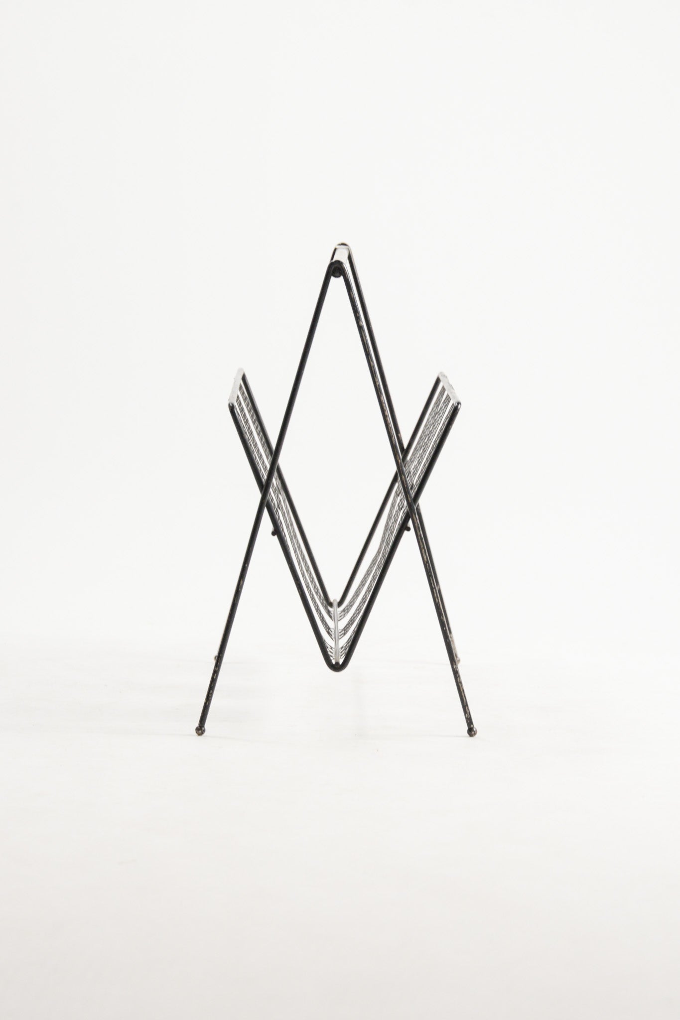 Metal Magazine Rack / メタルマガジンラック