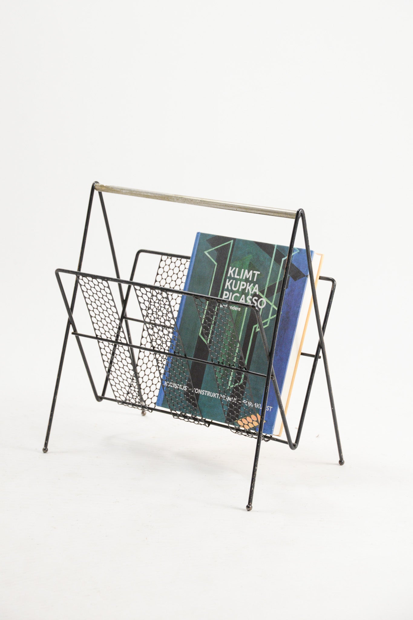 Metal Magazine Rack / メタルマガジンラック – STORE IN FACTORY Online