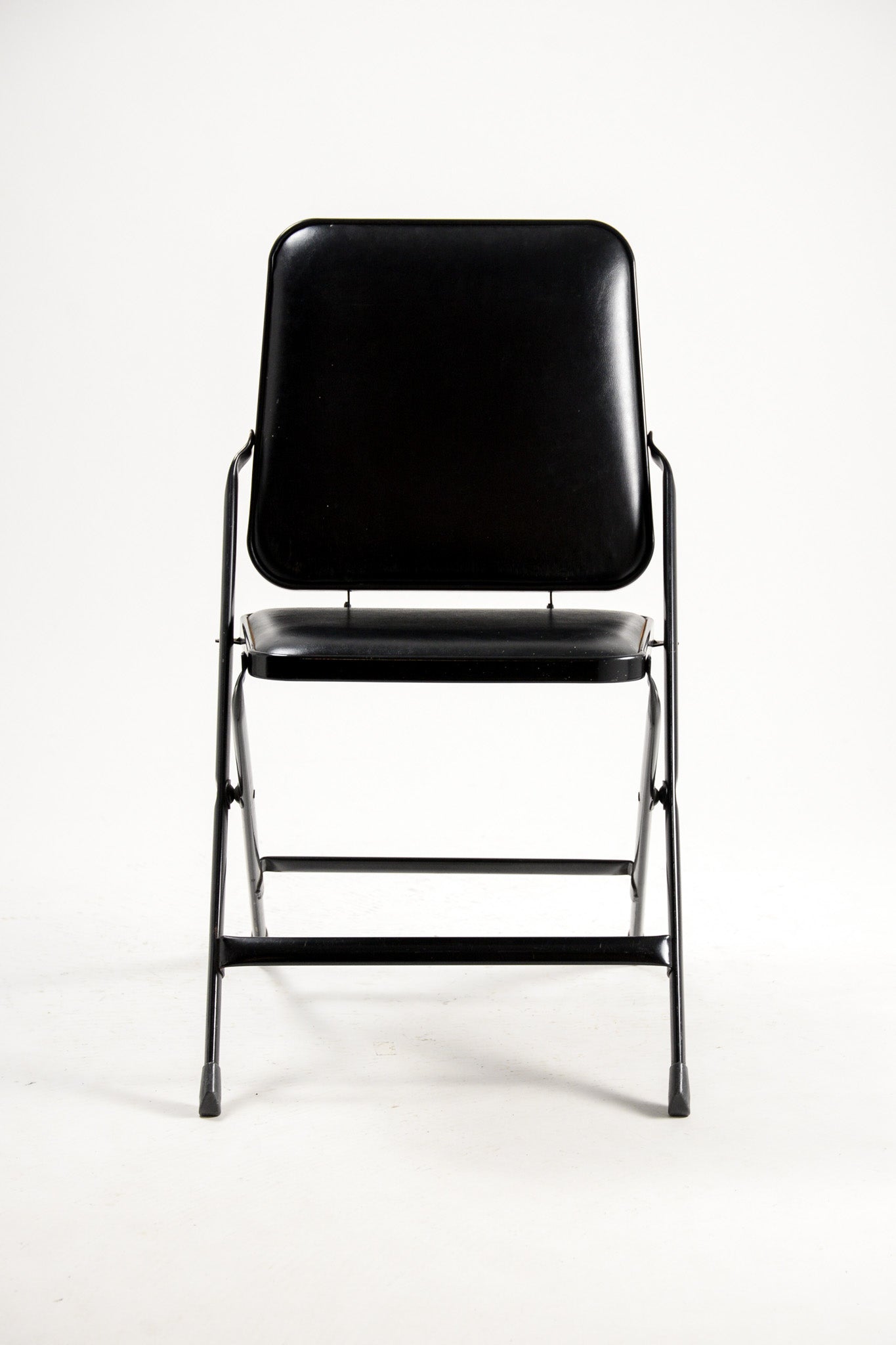 KRUEGER Black Fabric Metal Folding Chair / KRUEGER 黒ファブリック メタル折りたたみイス