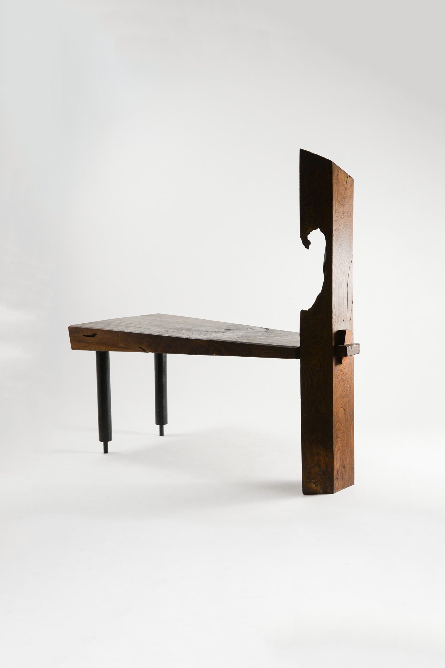 Handcrafted Live Edge Table with Sculptural Element / スカルプチュアル・ライブエッジ テーブル