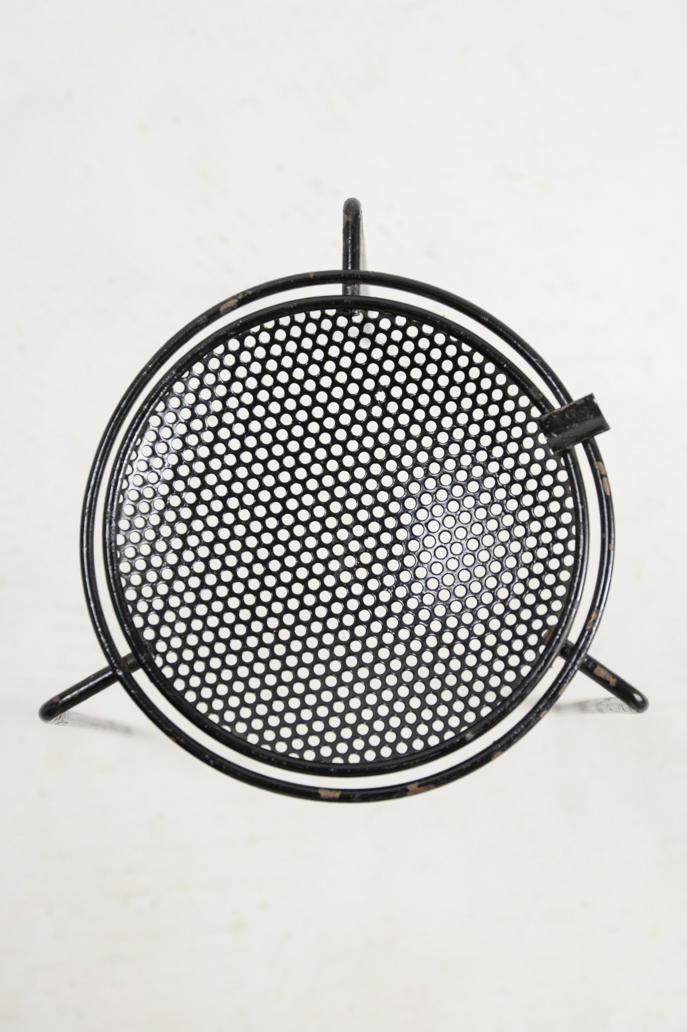 Punting Metal Standing Ashtray / パンチングメタルスタンド灰皿