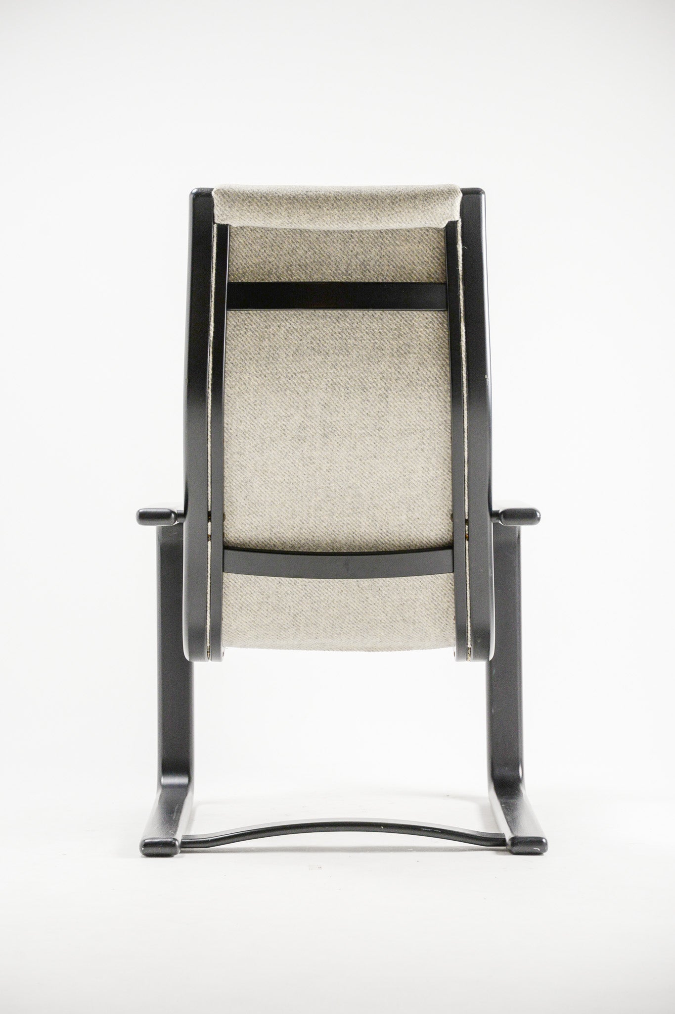 Gray Fabric High-Back Armchair / グレーファブリックアームチェア
