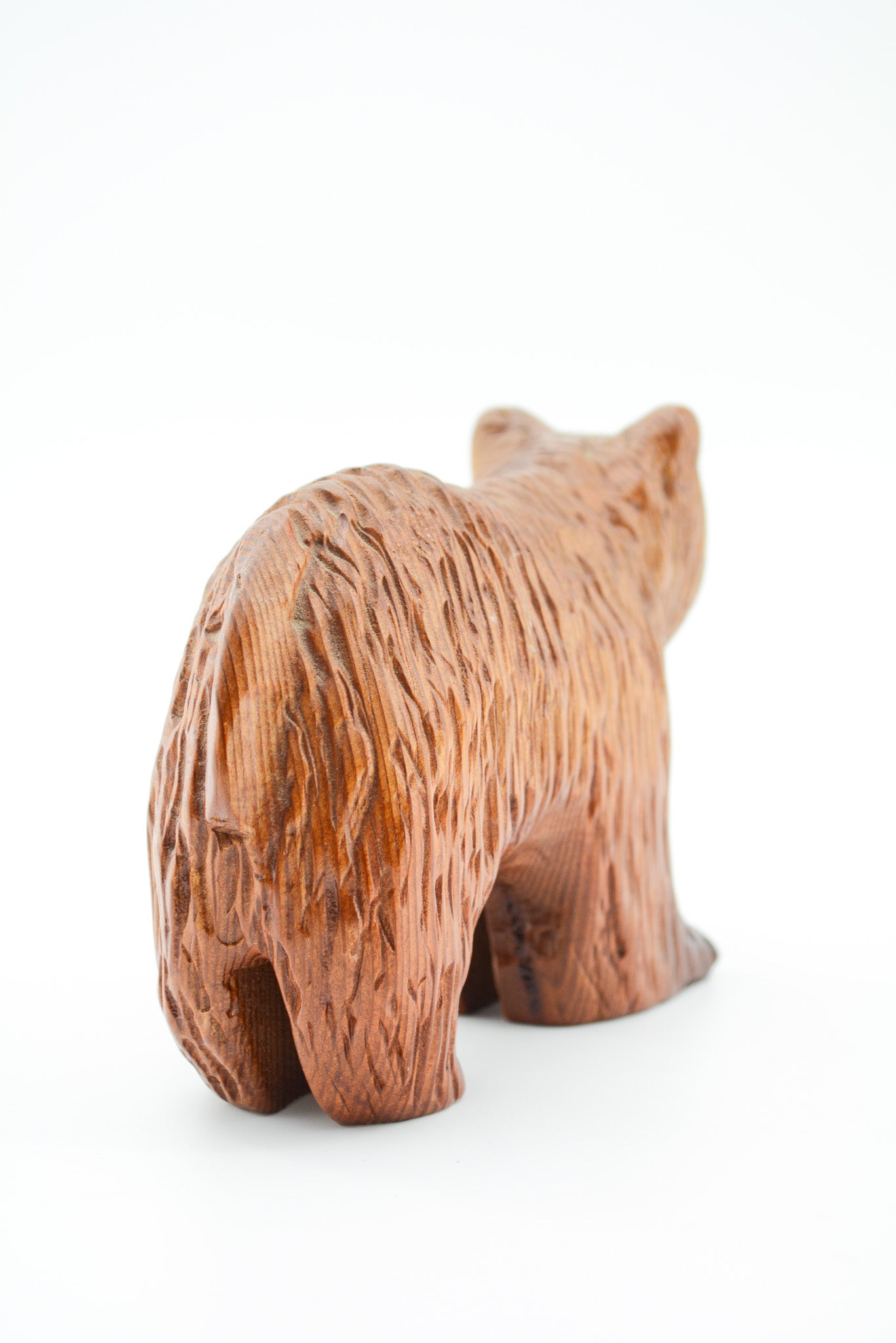Wood Carved Bear (Brown) / 木彫りのクマ（茶）