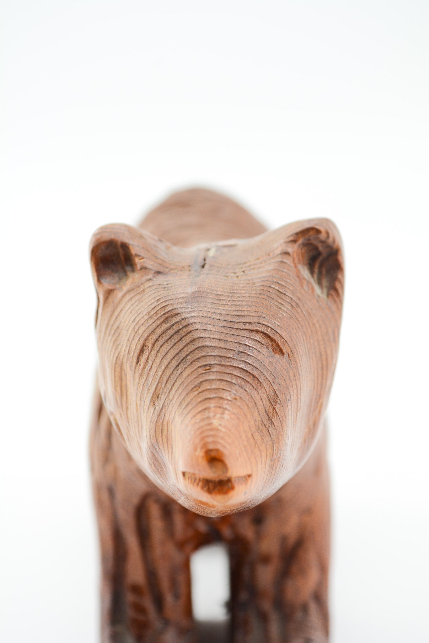 Wood Carved Bear (Brown) / 木彫りのクマ（茶）