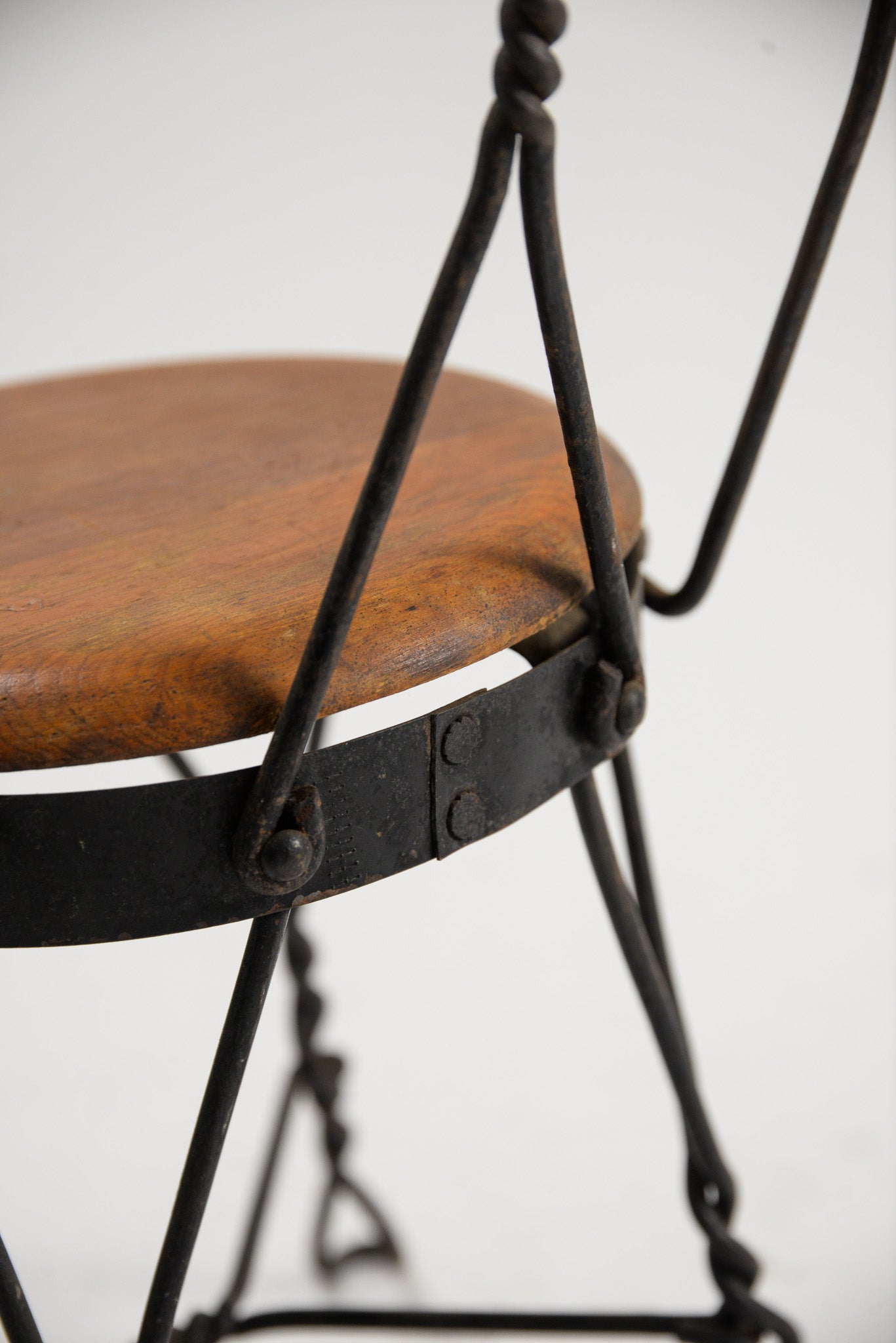 Twist Leg Kids Chair / ツイストレッグ キッズチェア