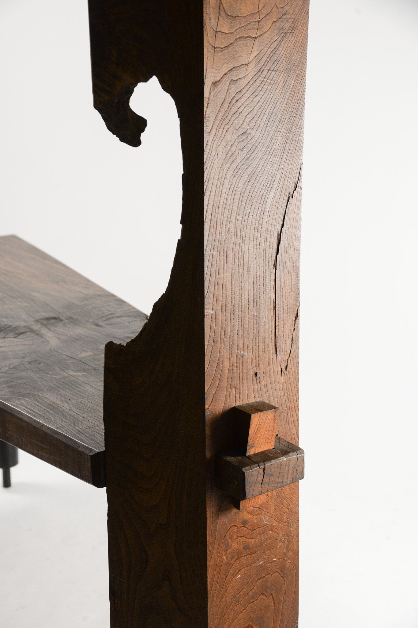 Handcrafted Live Edge Table with Sculptural Element / スカルプチュアル・ライブエッジ テーブル