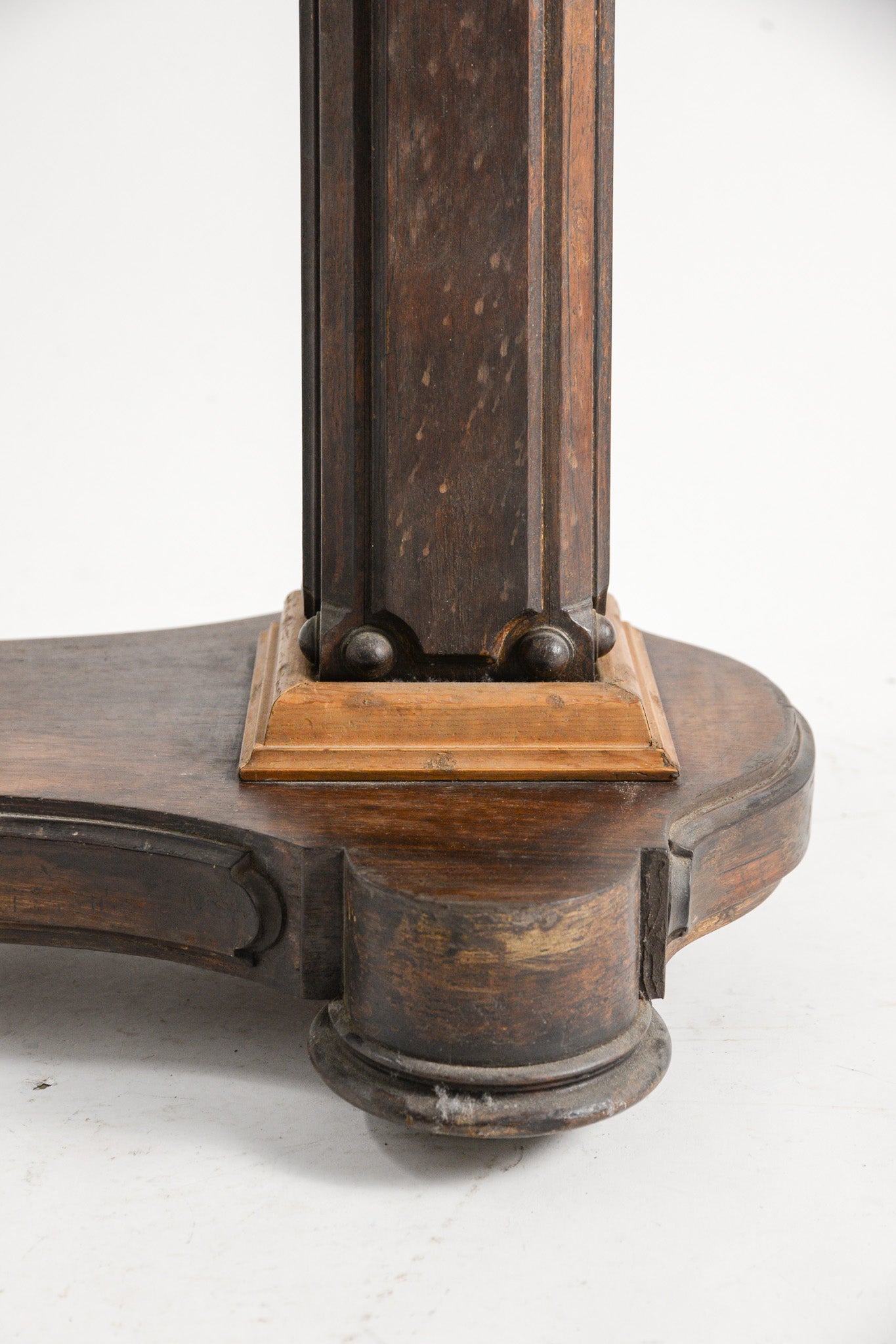 Table / テーブル