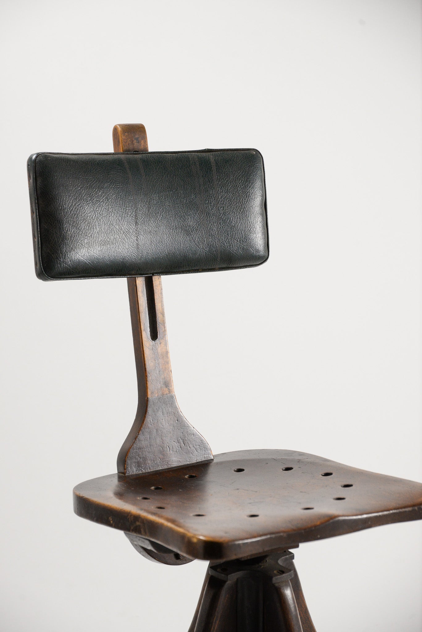 Draftsman Stool / ドラフトマンスツール – STORE IN FACTORY Online