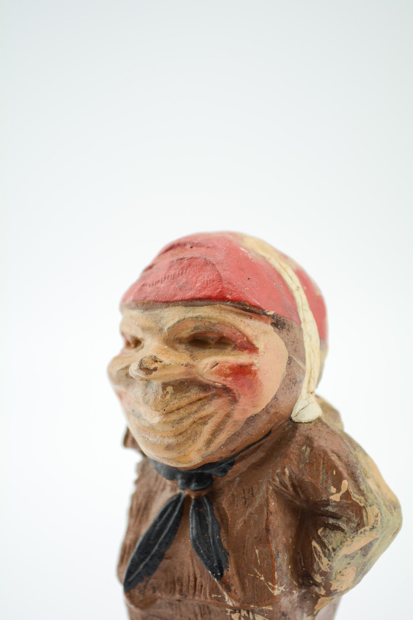 Vintage Figure: Smiling Character / ビンテージ フィギュア：微笑むキャラクター
