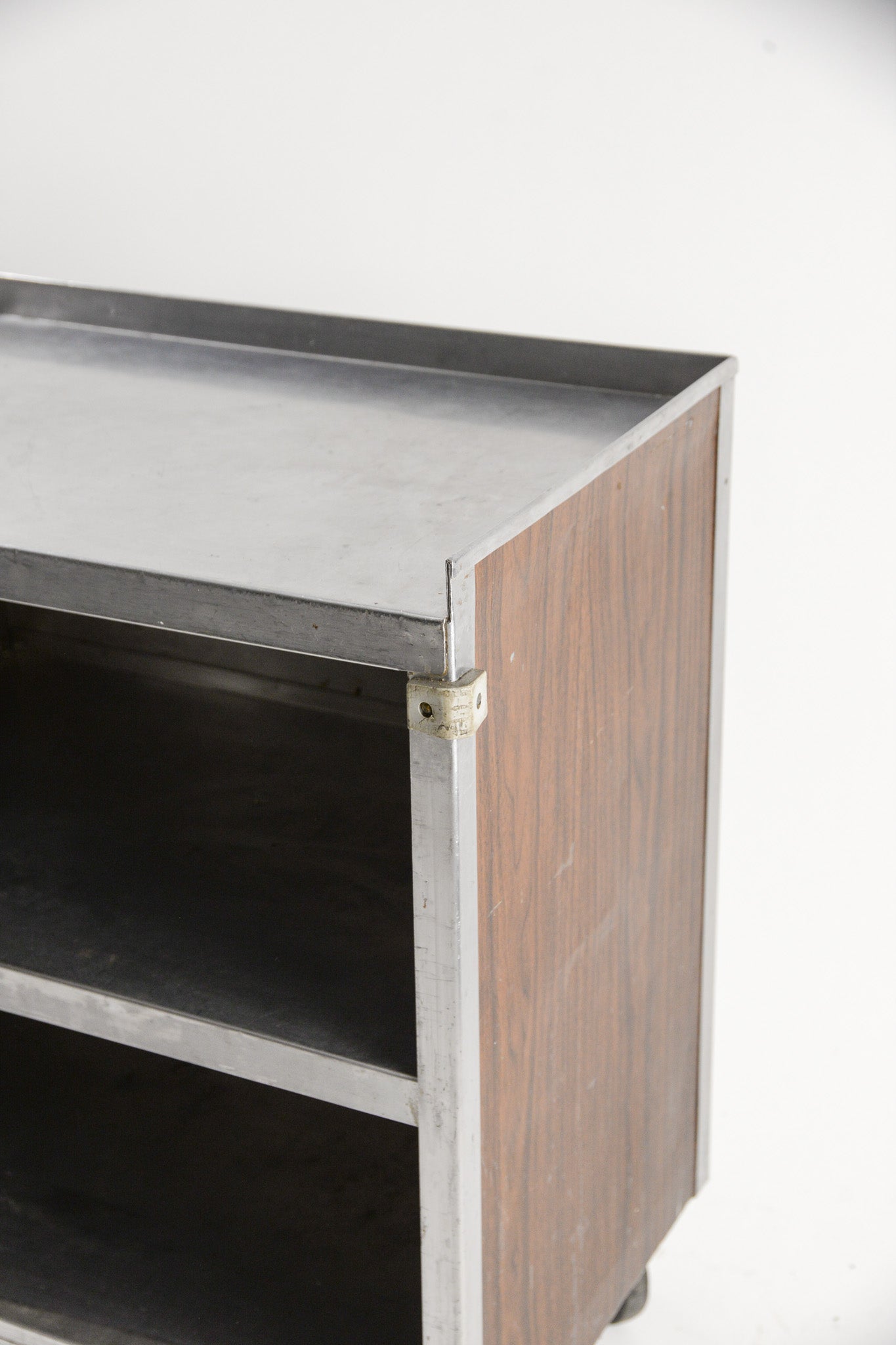 Metal Wagon / メタルワゴン