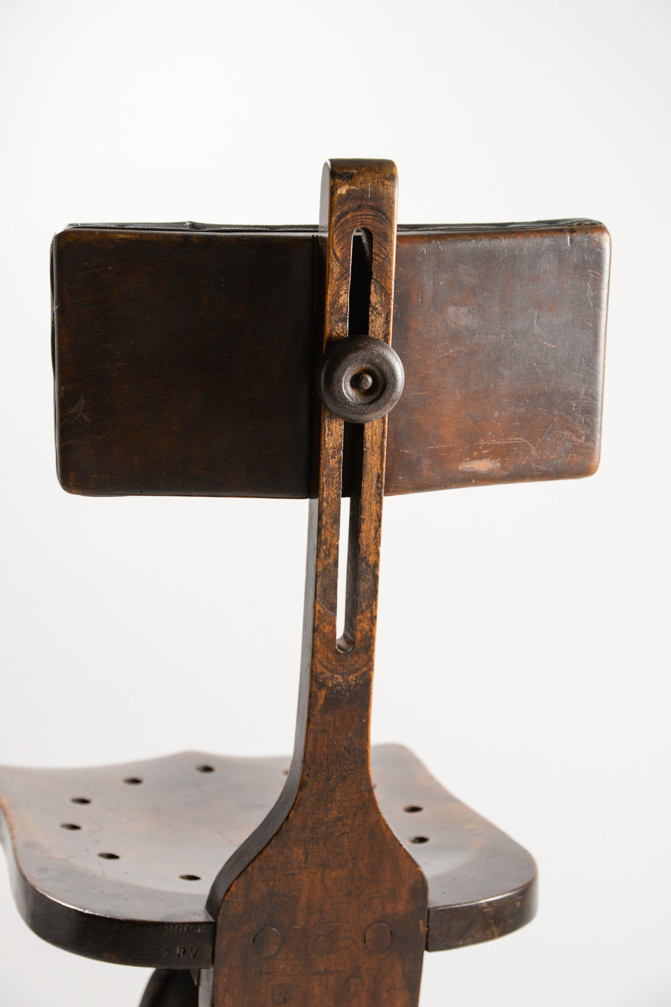 H. Holtzman and Sons 回転式スクリュースツール鷲の爪とガラス Draftsman Stool / ドラフトマンスツール – STORE IN FACTORY Online