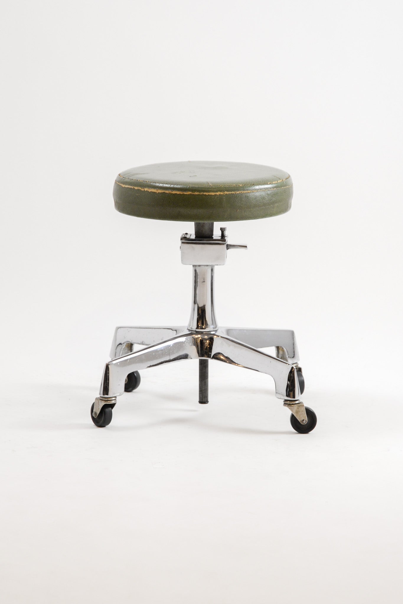 Adjustable Chrome Caster Stool by F&F Koenigkramer  / 昇降式クローム脚キャスター付スツール