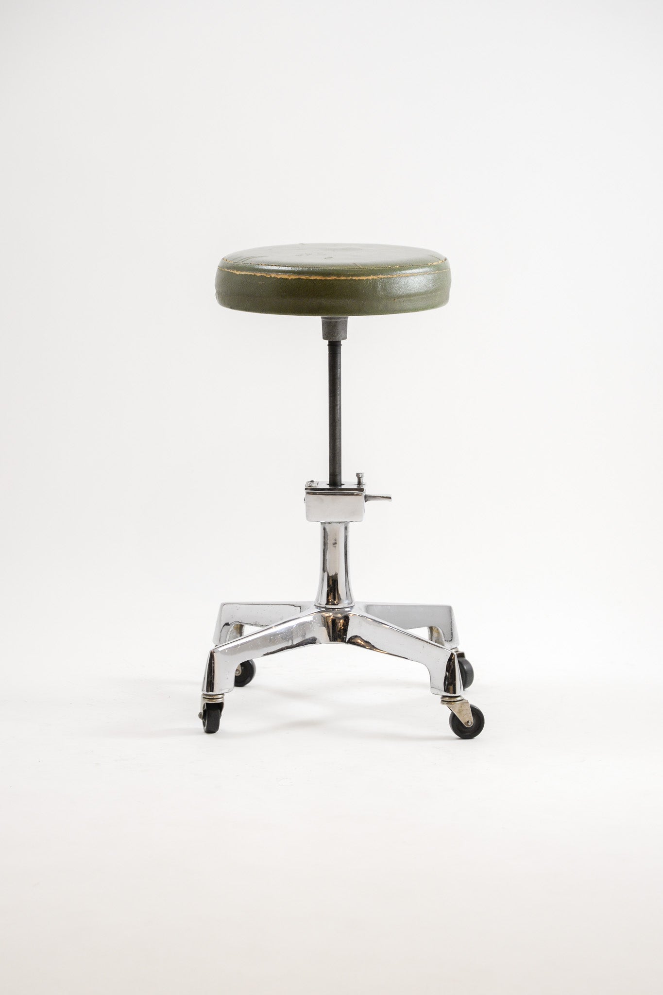 Adjustable Chrome Caster Stool by F&F Koenigkramer  / 昇降式クローム脚キャスター付スツール