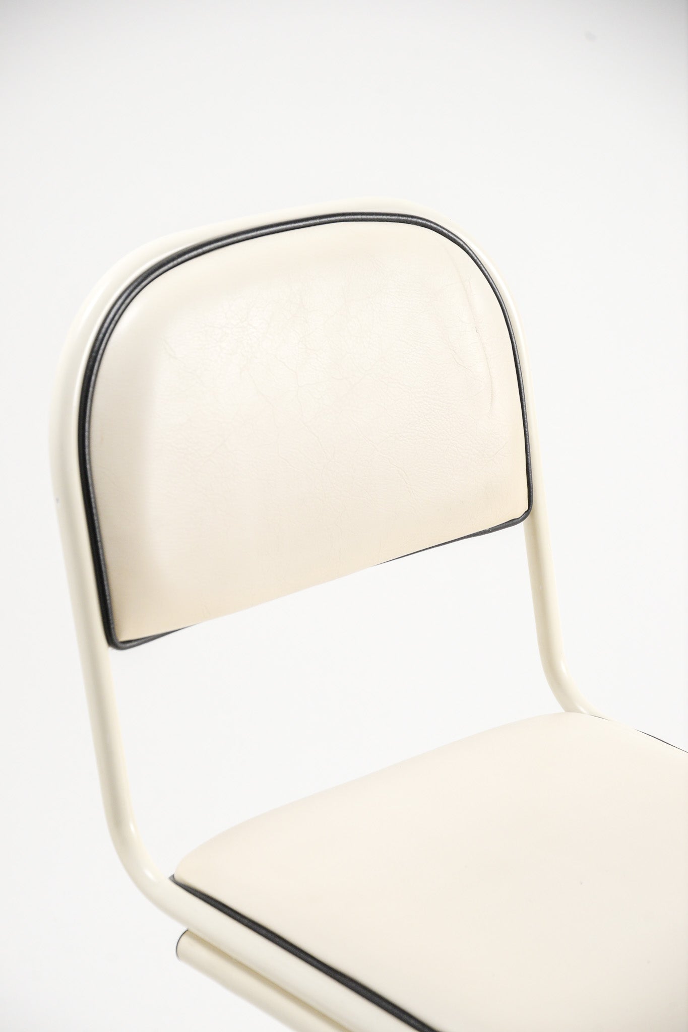 Cantilever Chair / カンチレバーチェア