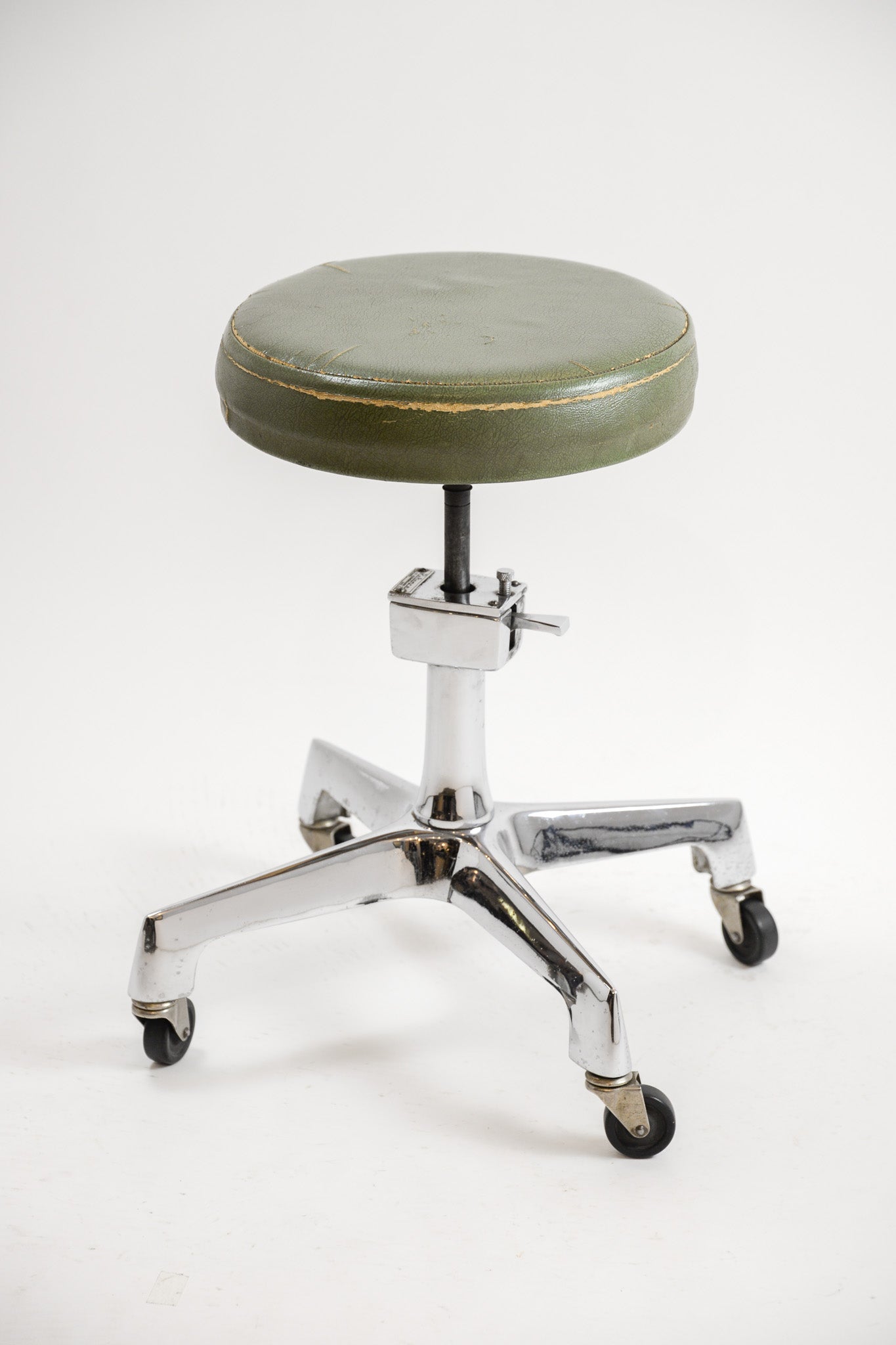 Adjustable Chrome Caster Stool by F&F Koenigkramer  / 昇降式クローム脚キャスター付スツール