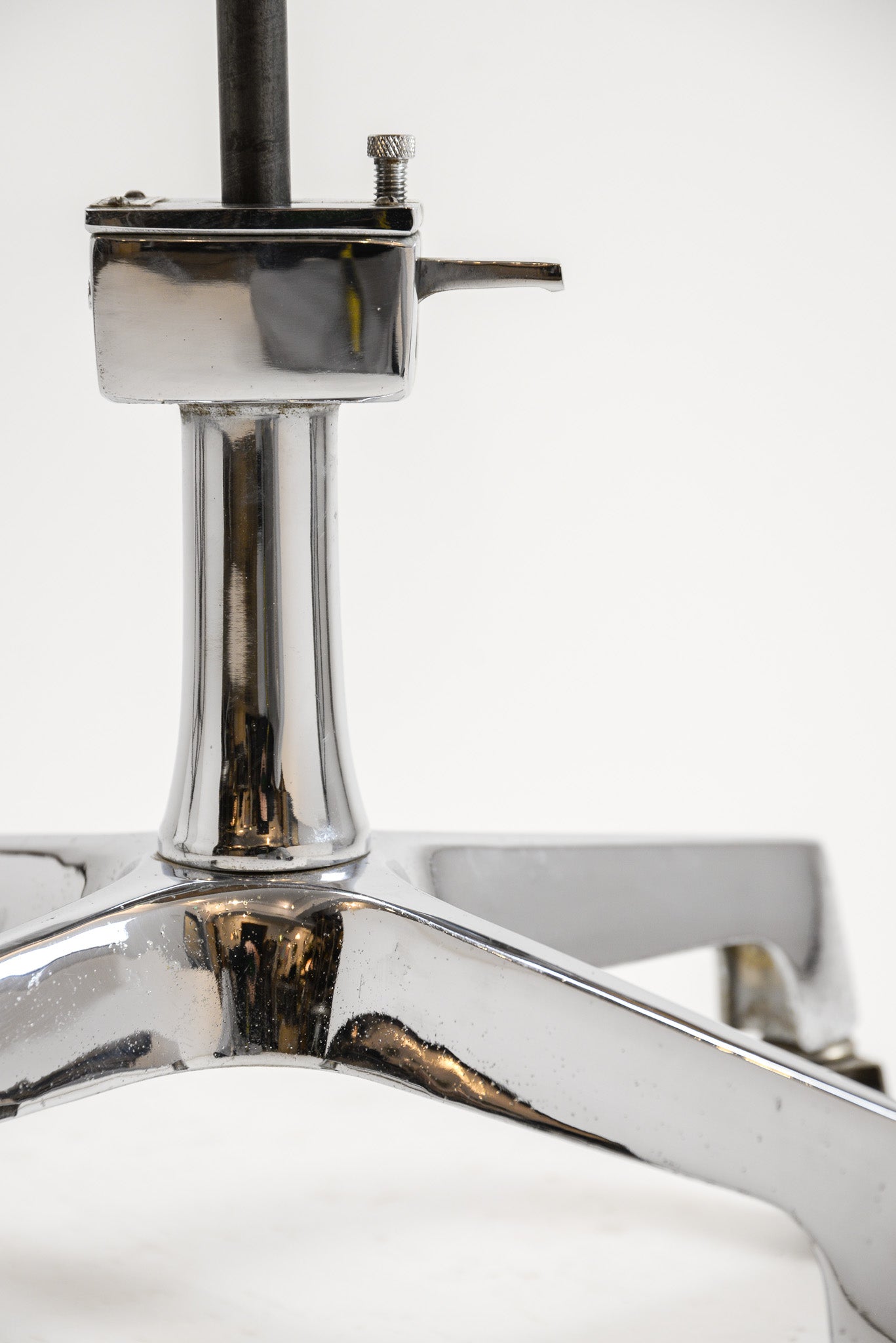 Adjustable Chrome Caster Stool by F&F Koenigkramer  / 昇降式クローム脚キャスター付スツール