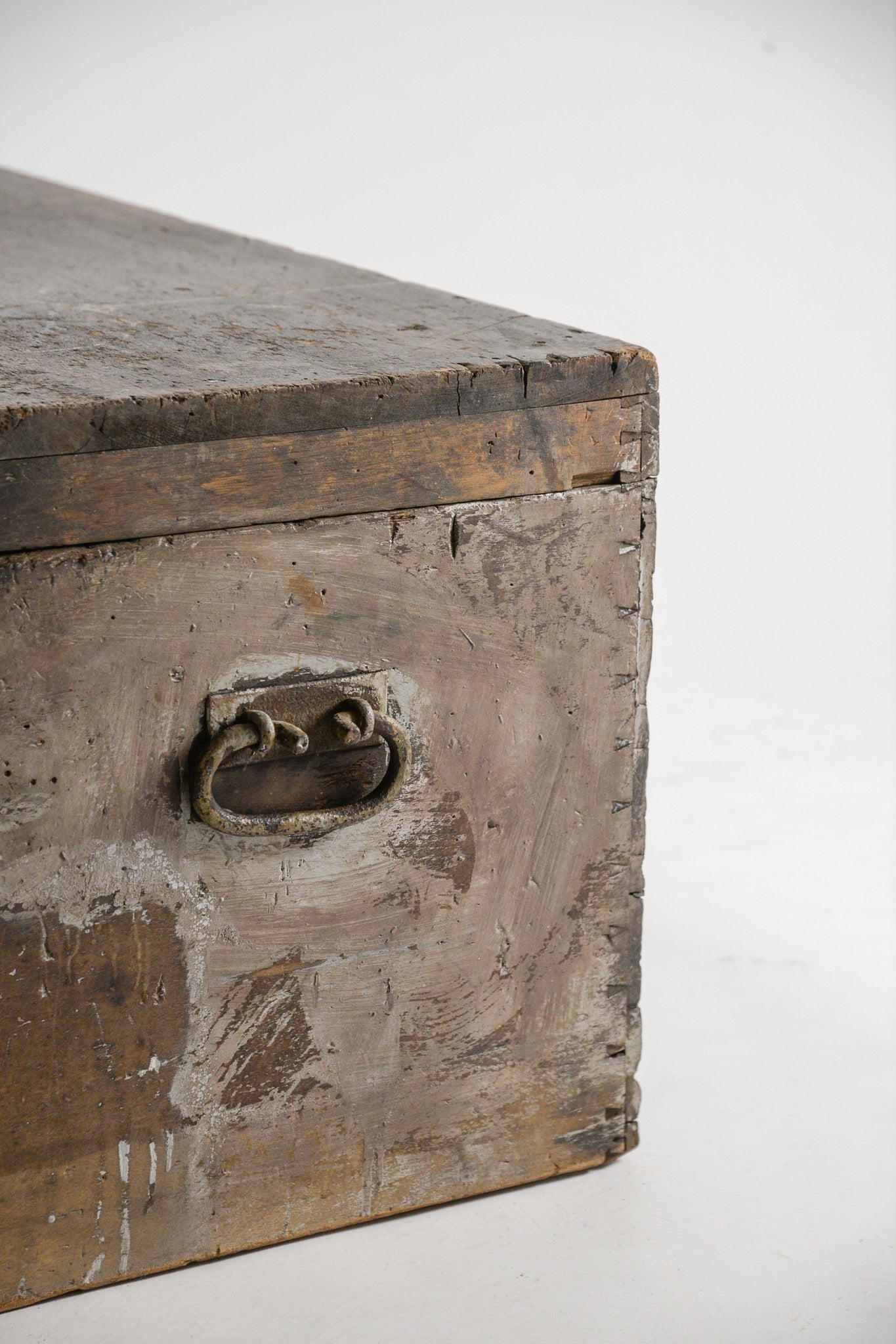 Wooden Trunk / 木製トランク