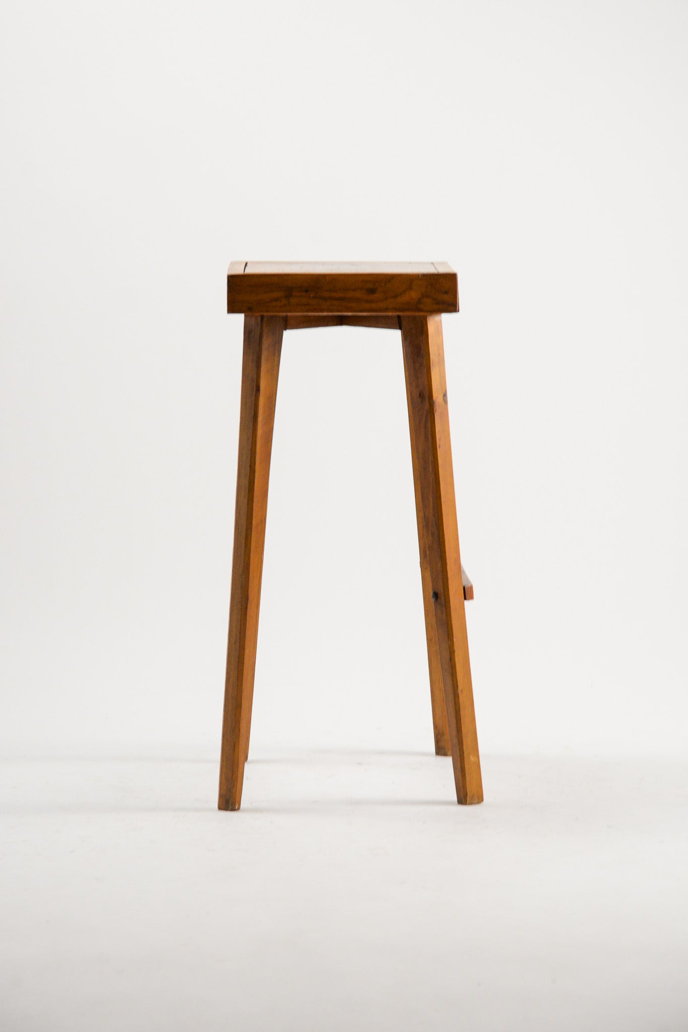 ヴィンテージ　木製サイドテーブル　剥離 Vintage Wooden Side Table / ヴィンテージ木製サイドテーブル – STORE