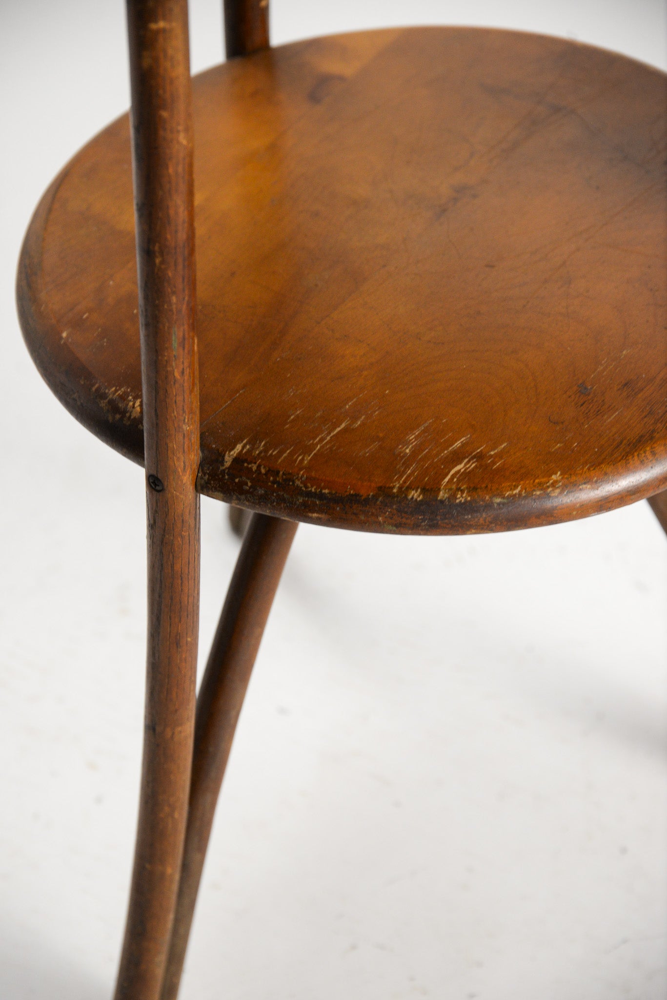 Bentwood Pedestal Round Table / 曲げ木脚 円卓 (ウッド) – STORE IN