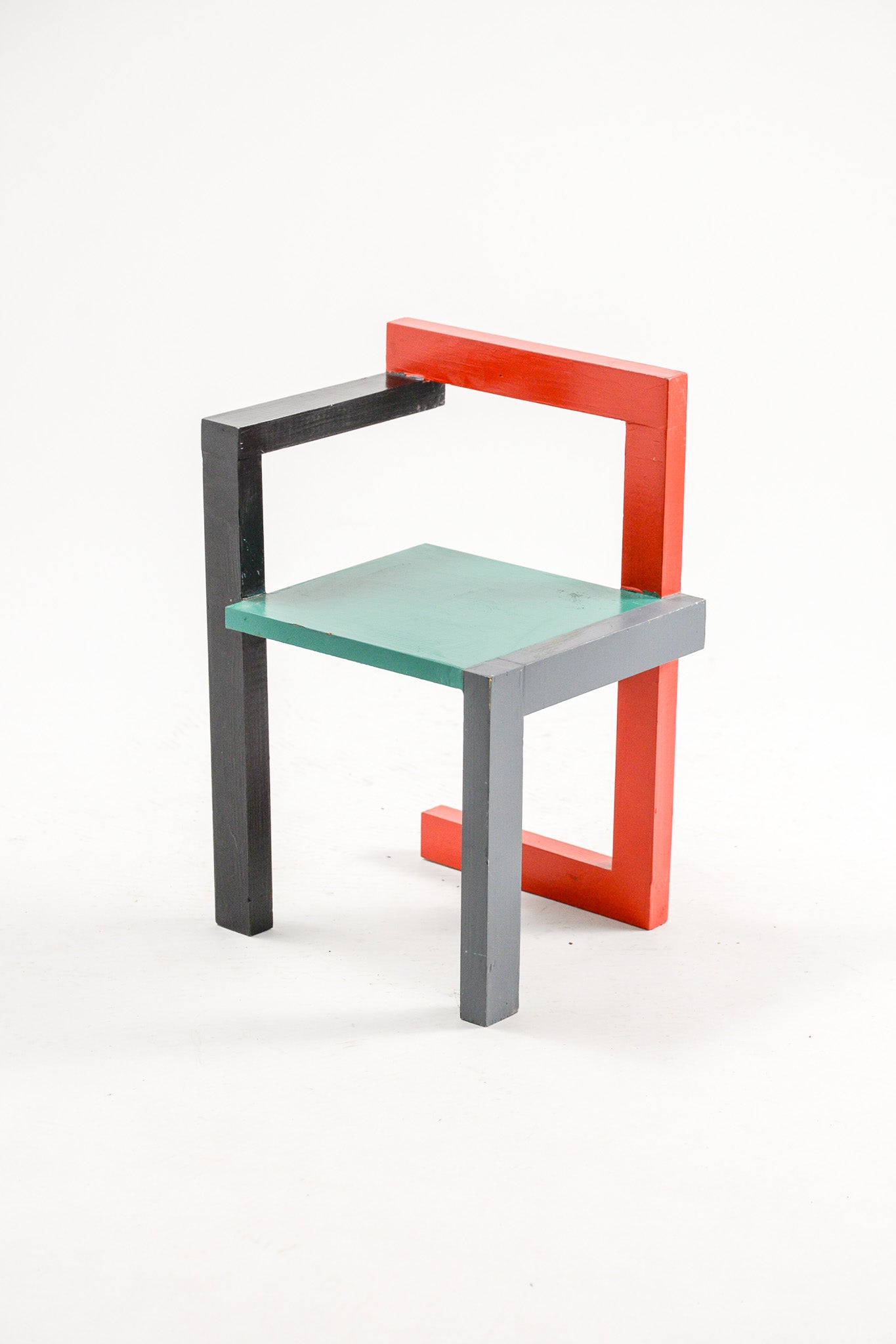 Geometric Tri-color Children's Chair / 赤・緑・グレー 子供イス