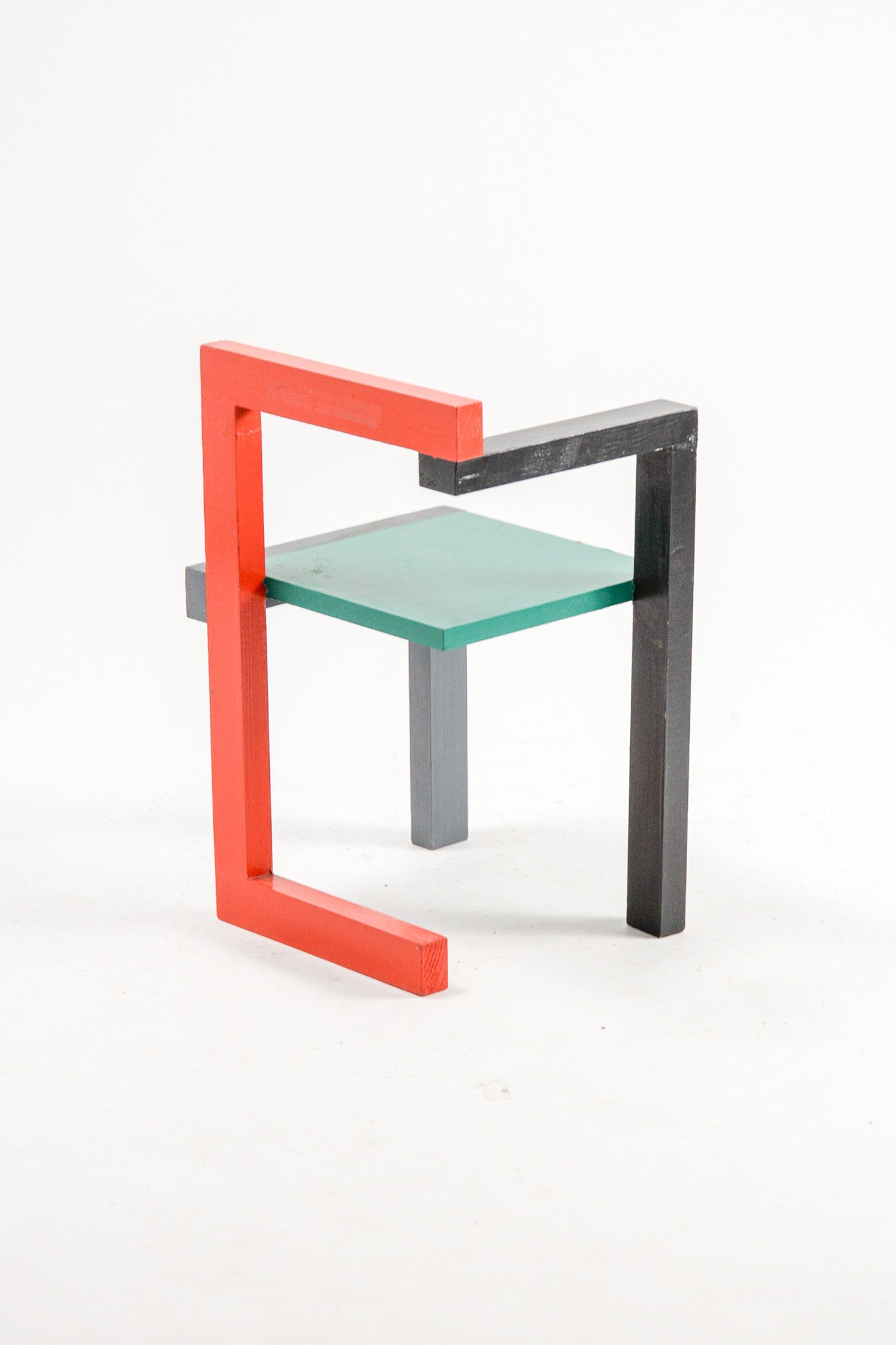 Geometric Tri-color Children's Chair / 赤・緑・グレー 子供イス