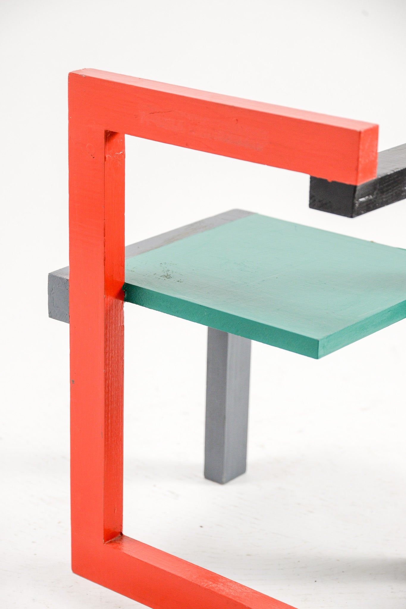 Geometric Tri-color Children's Chair / 赤・緑・グレー 子供イス